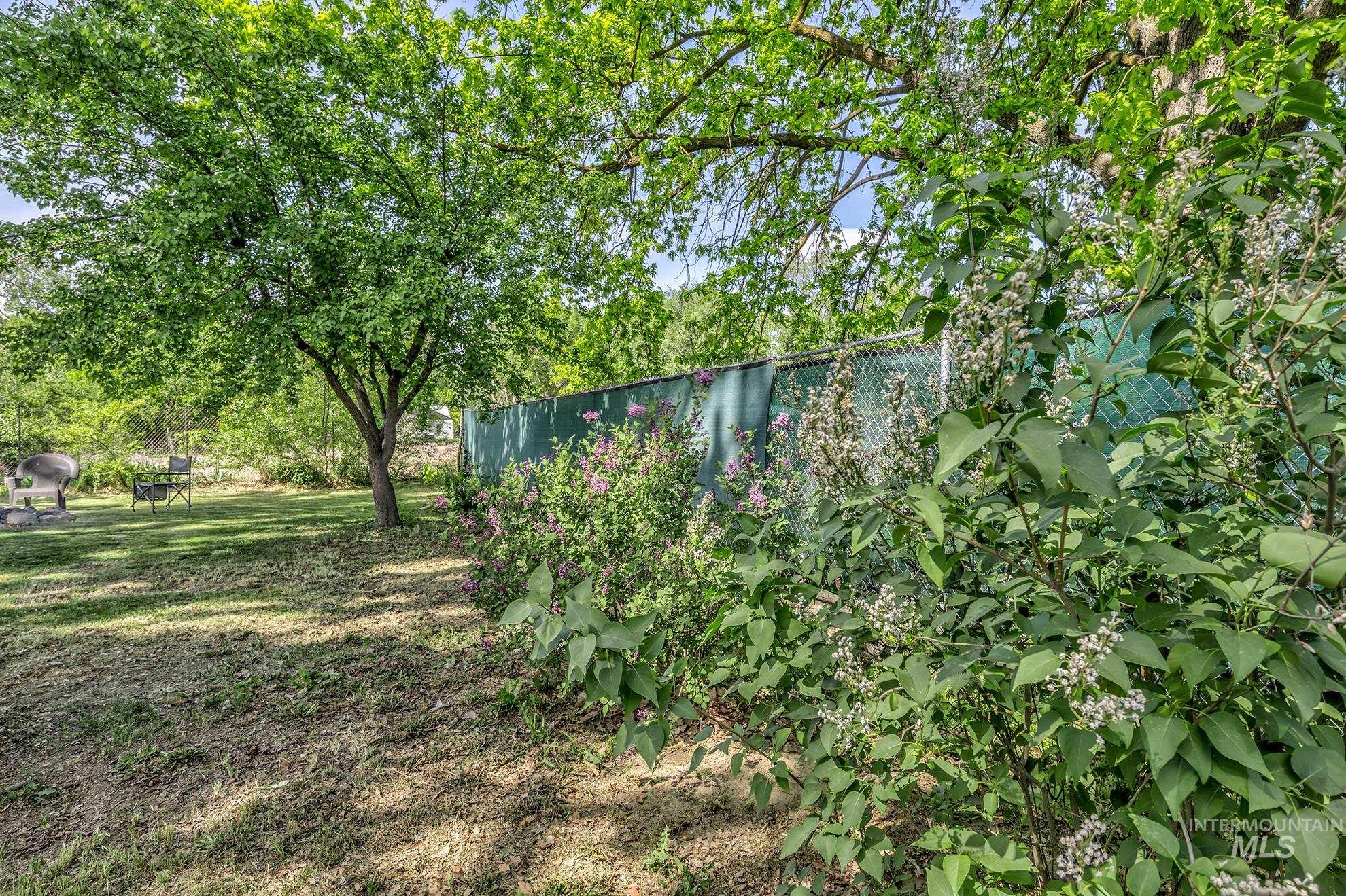 1035 N 7th Ave N Property Photo 25
