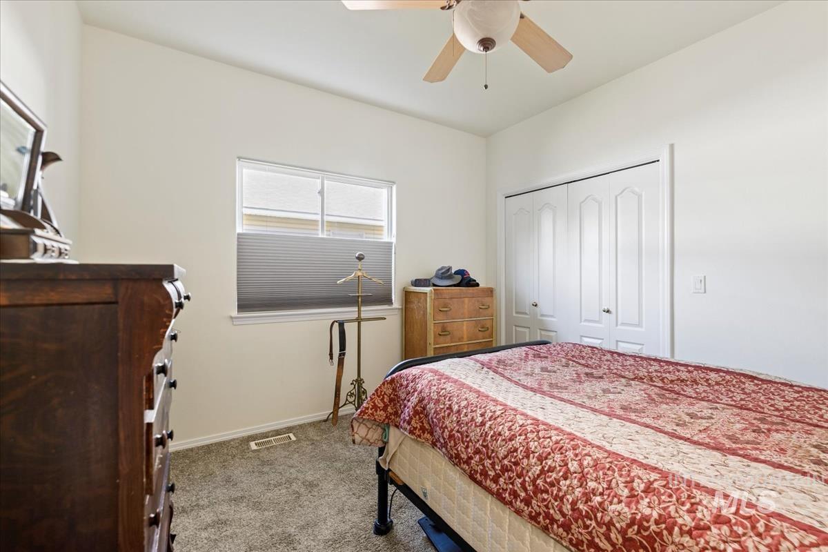 1899 E Mackay Drive Property Photo 16