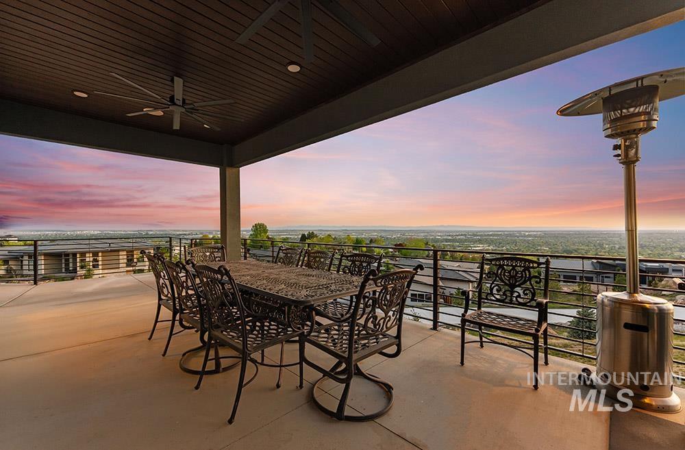 1519 S Galaxy Way Property Photo 29