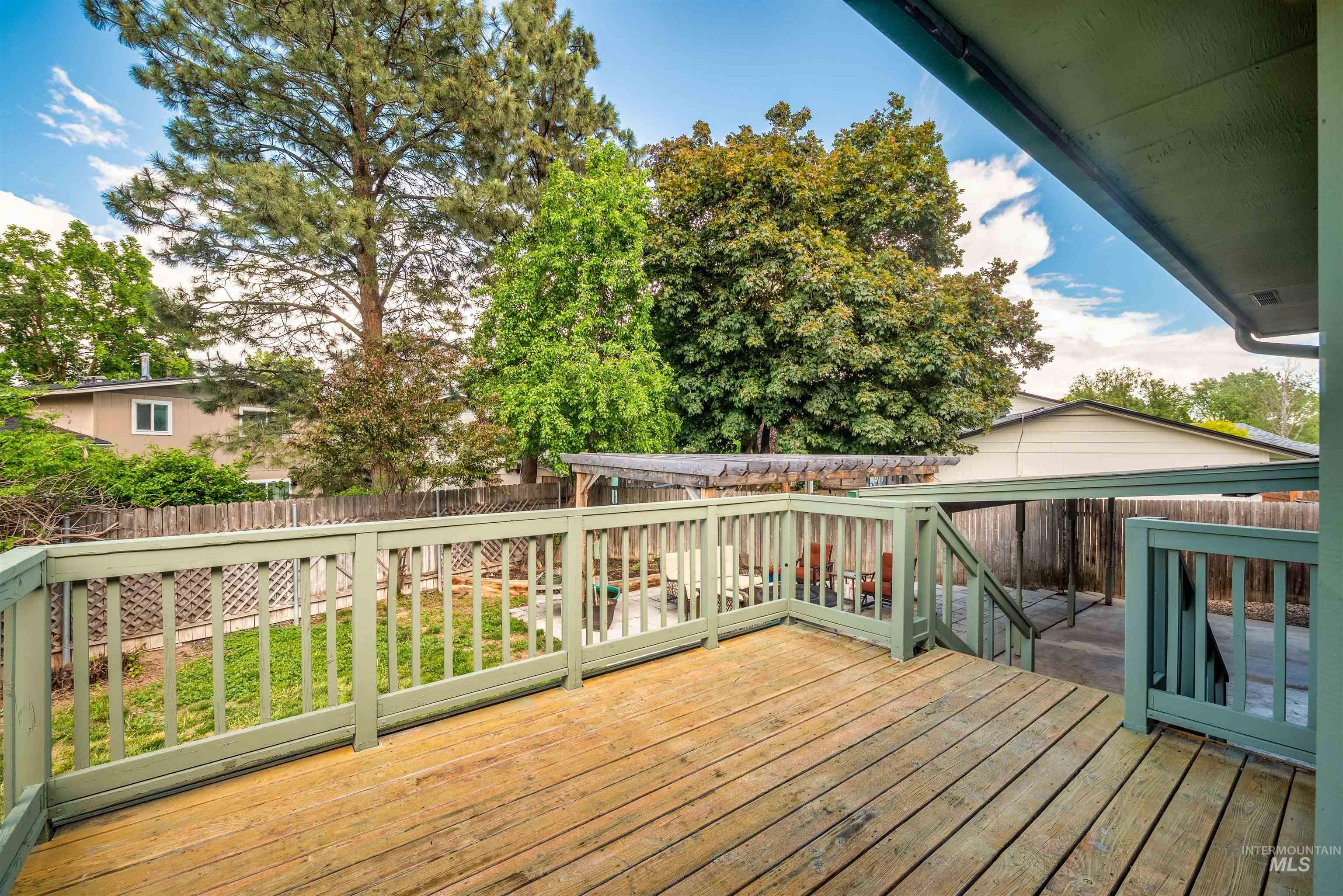 4922 N Burlington Dr Property Photo 33