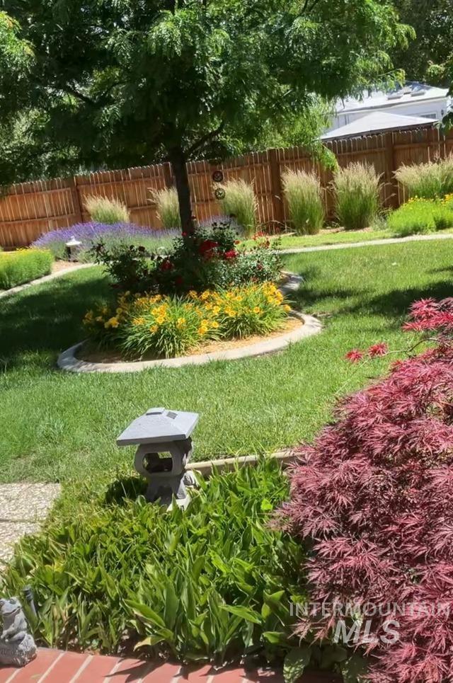 1418 S Empire Way Property Photo 32