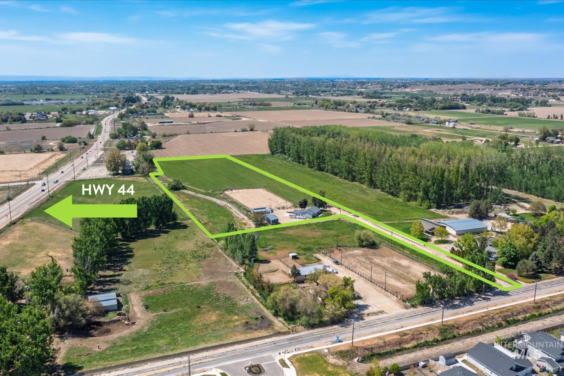 22289 N Can Ada Rd Property Photo 2