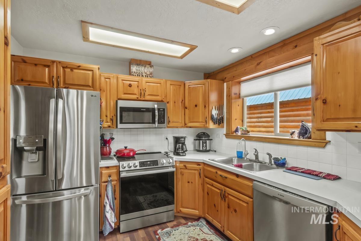 12824 Hereford Road Property Photo 10