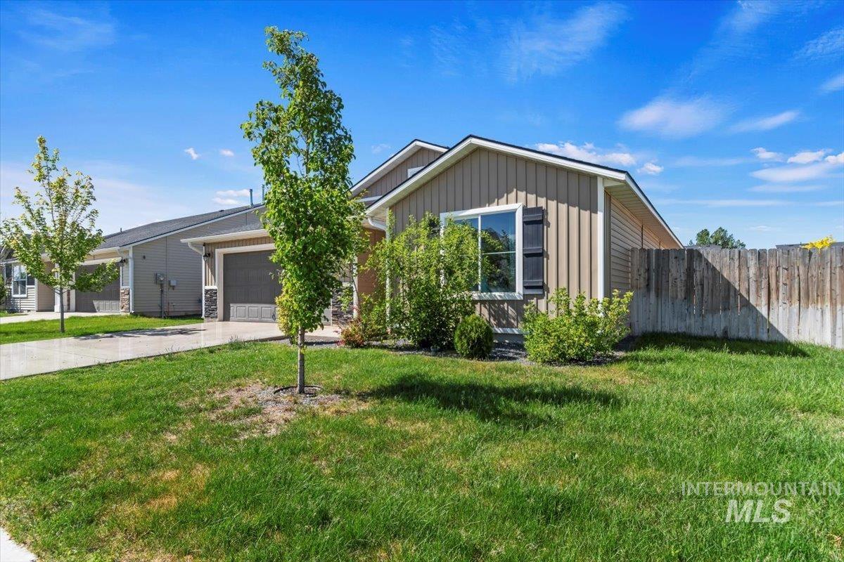 12806 Marna St Property Photo 4