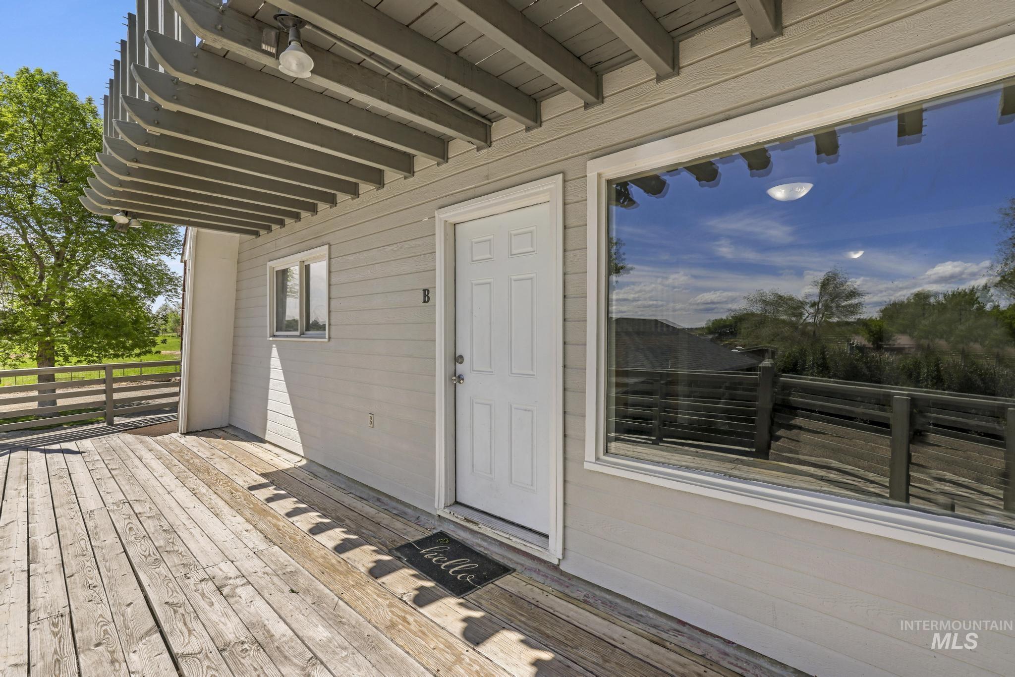 564 S Blue Lakes Blvd Property Photo 27