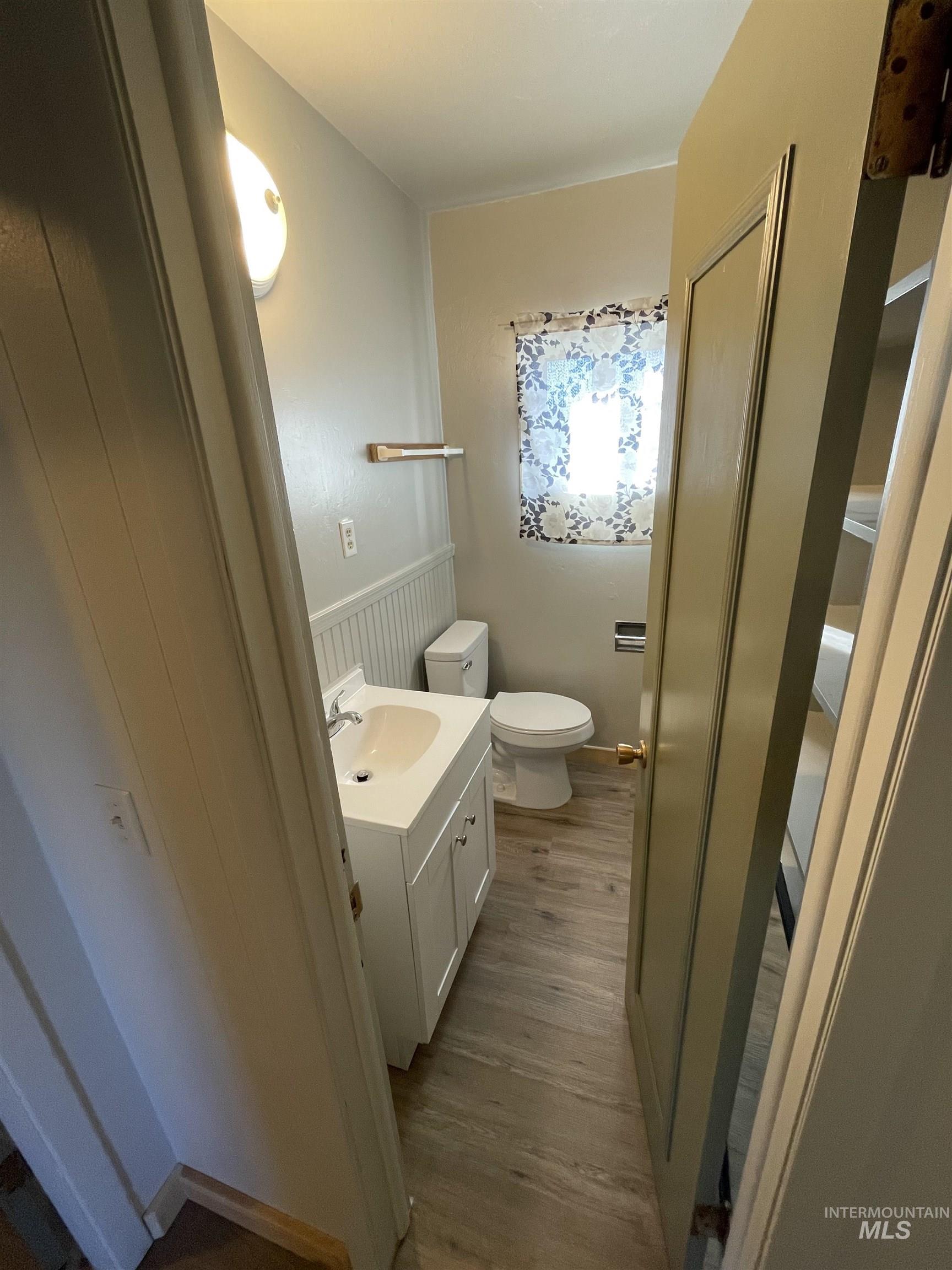 564 S Blue Lakes Blvd Property Photo 43