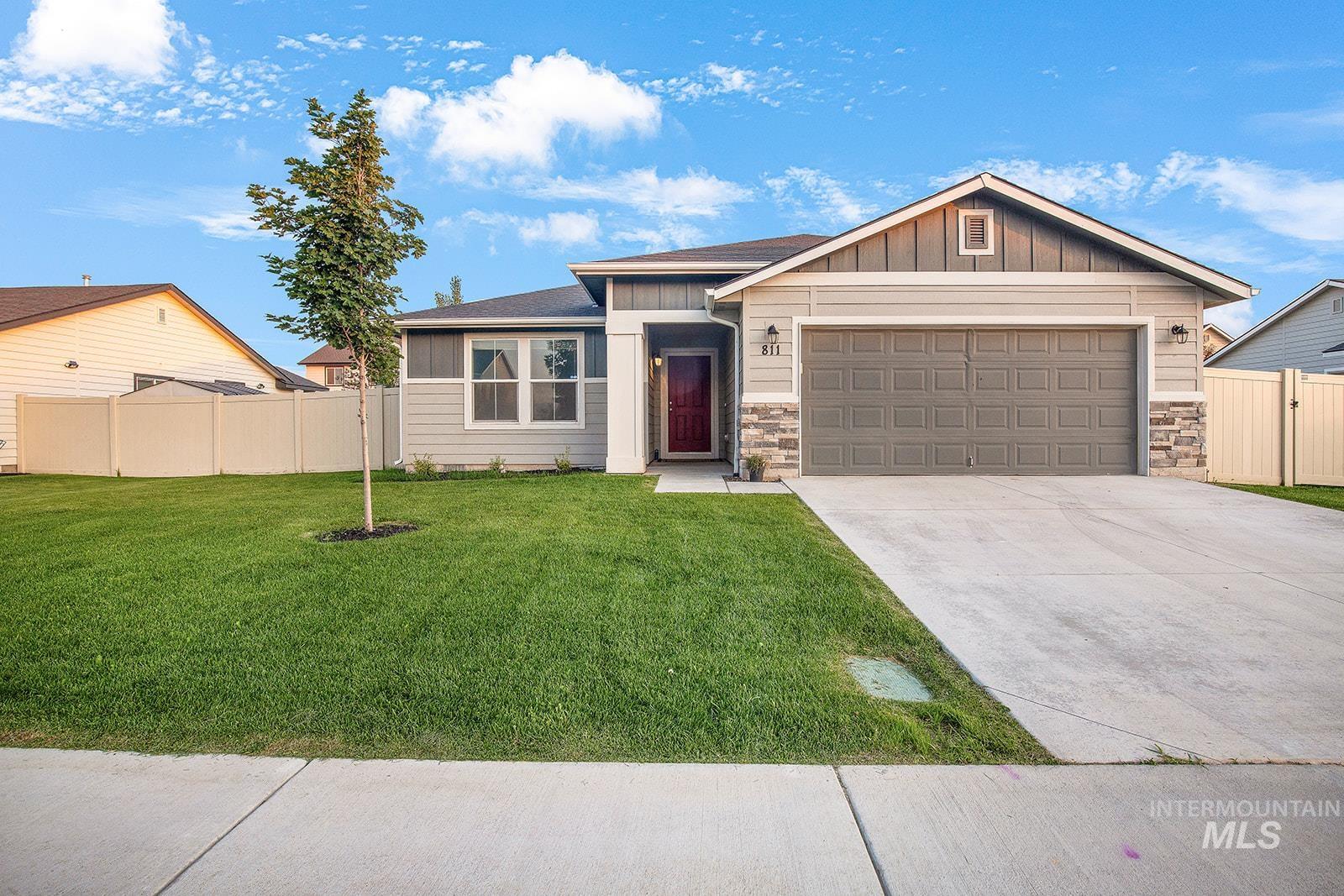 811 Pronghorn Dr Property Photo 1