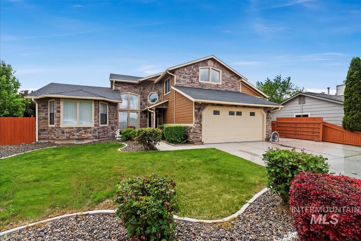7913 W War Bonnet Dr Property Photo 32