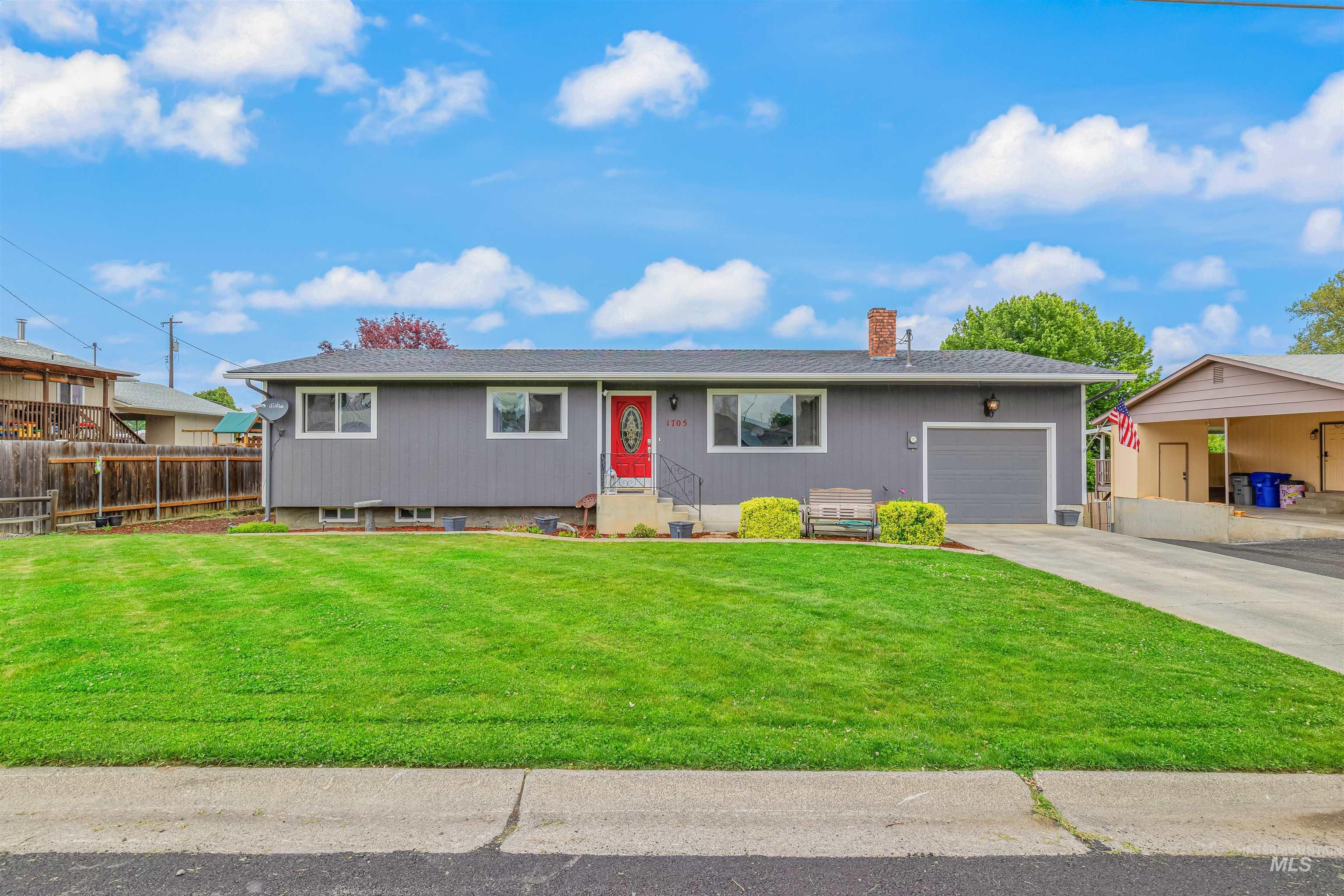 1705 Cedar Avenue Property Photo