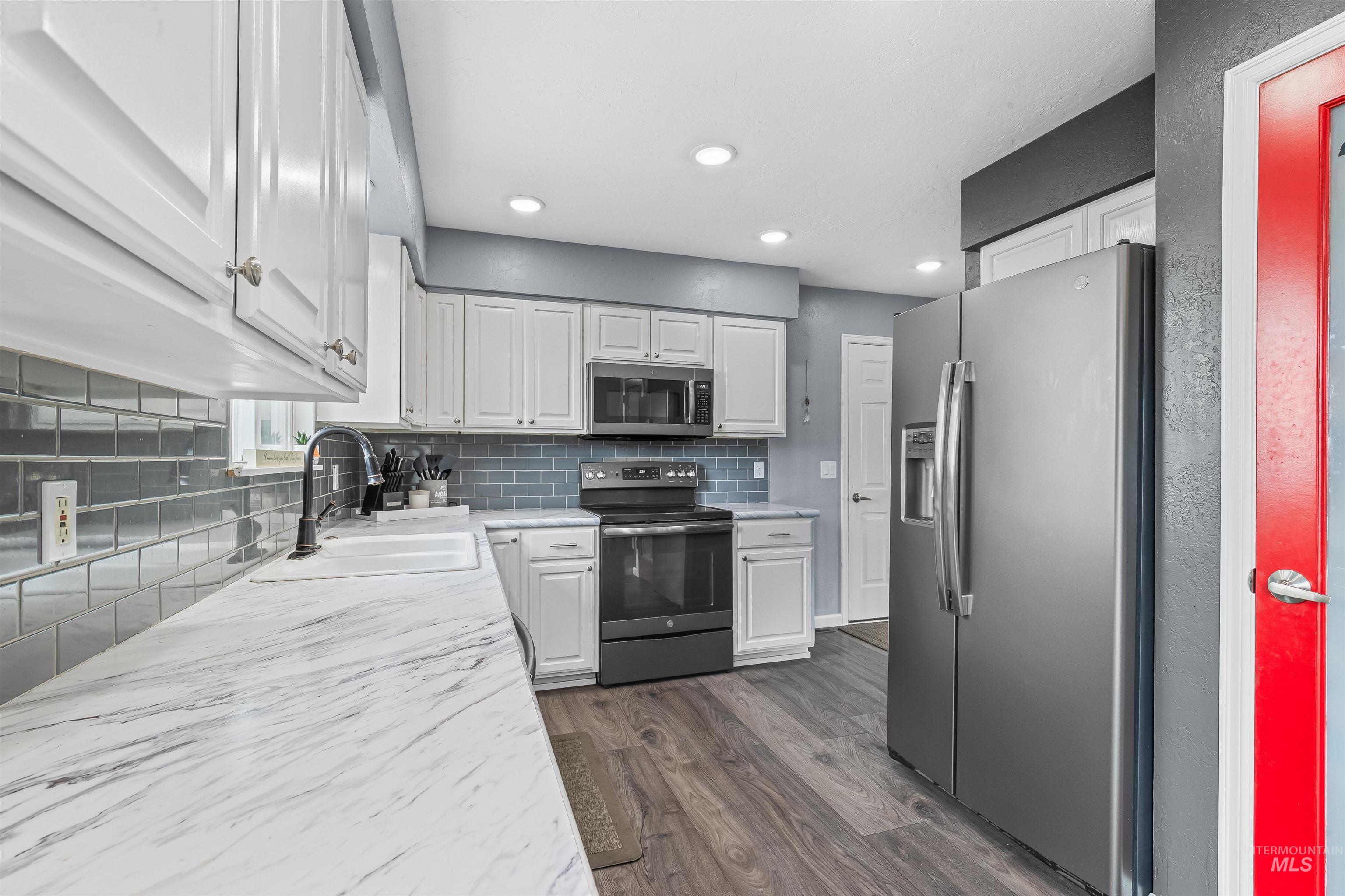 1705 Cedar Avenue Property Photo 4