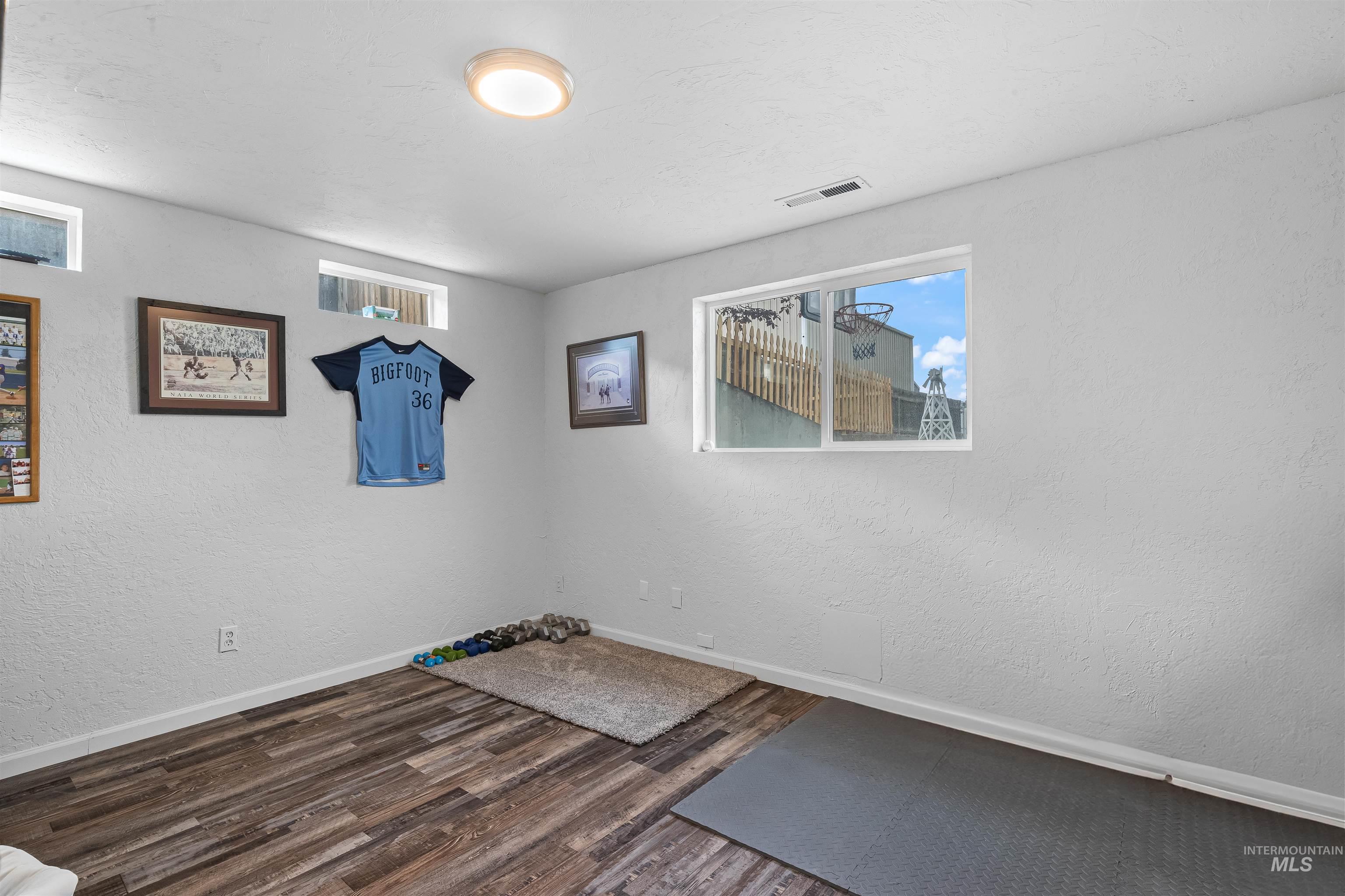 1705 Cedar Avenue Property Photo 22