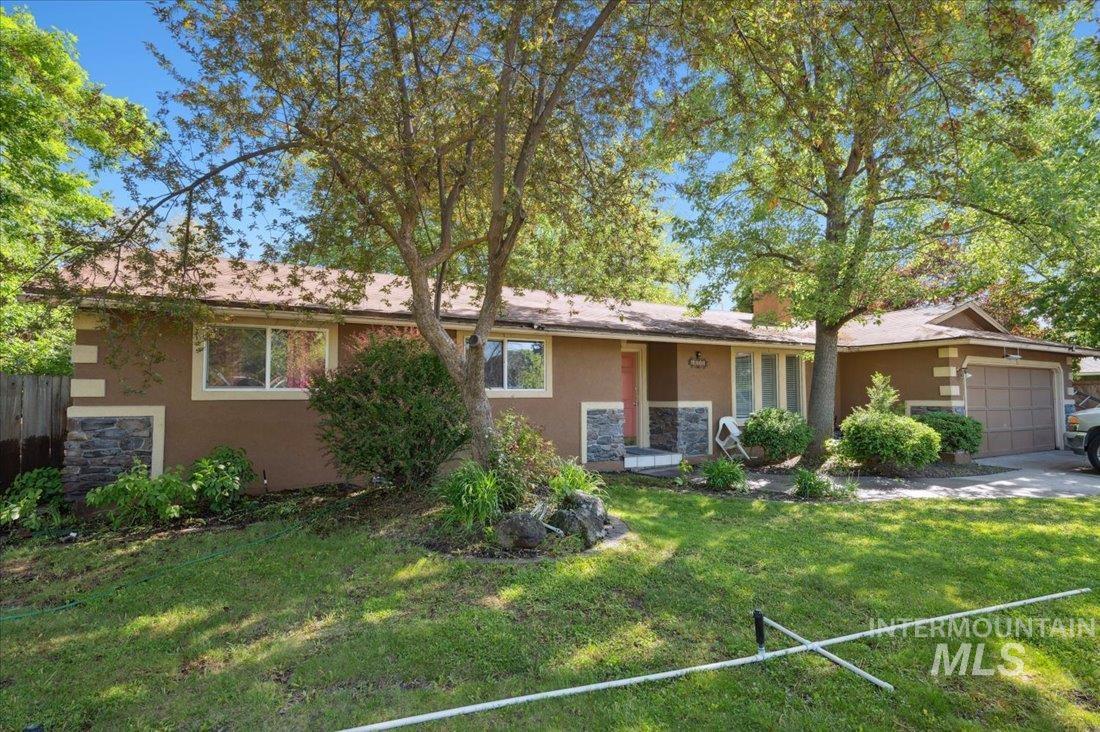 9709 W Mcmillan Road Property Photo 4