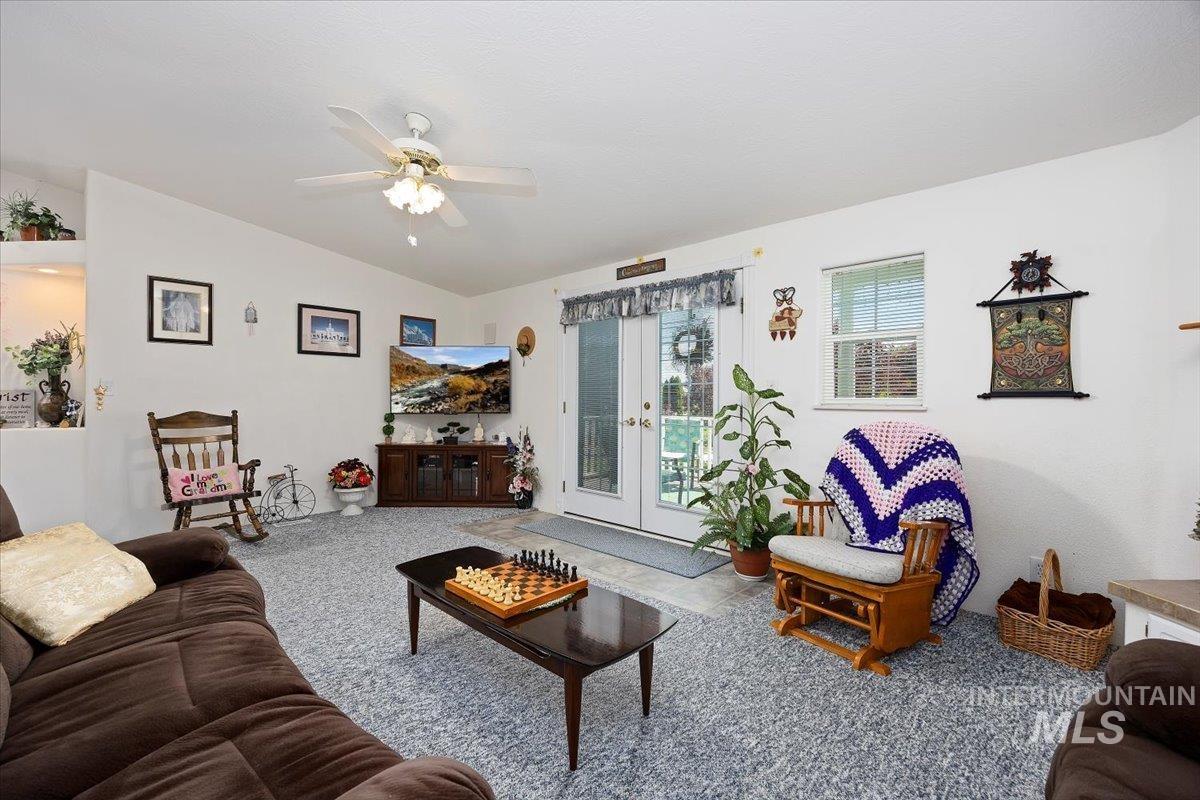 321 S 600 E Property Photo 8