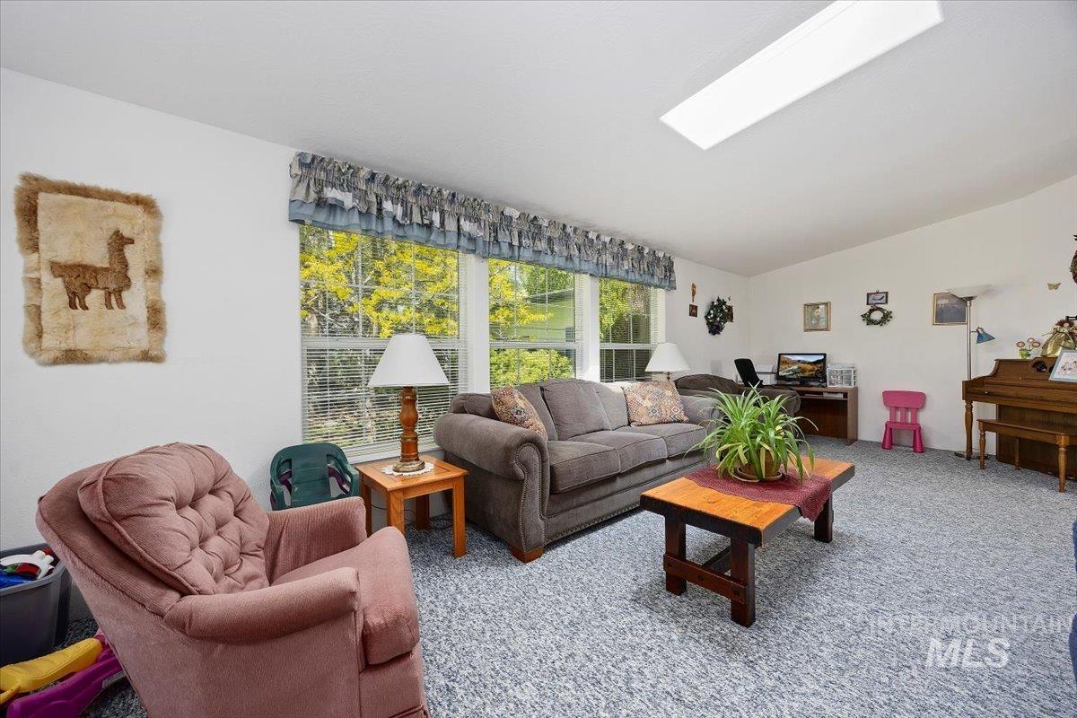 321 S 600 E Property Photo 17