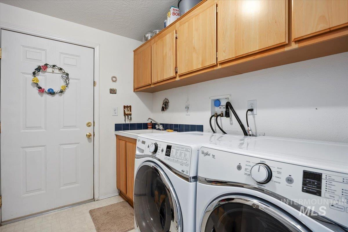 321 S 600 E Property Photo 39