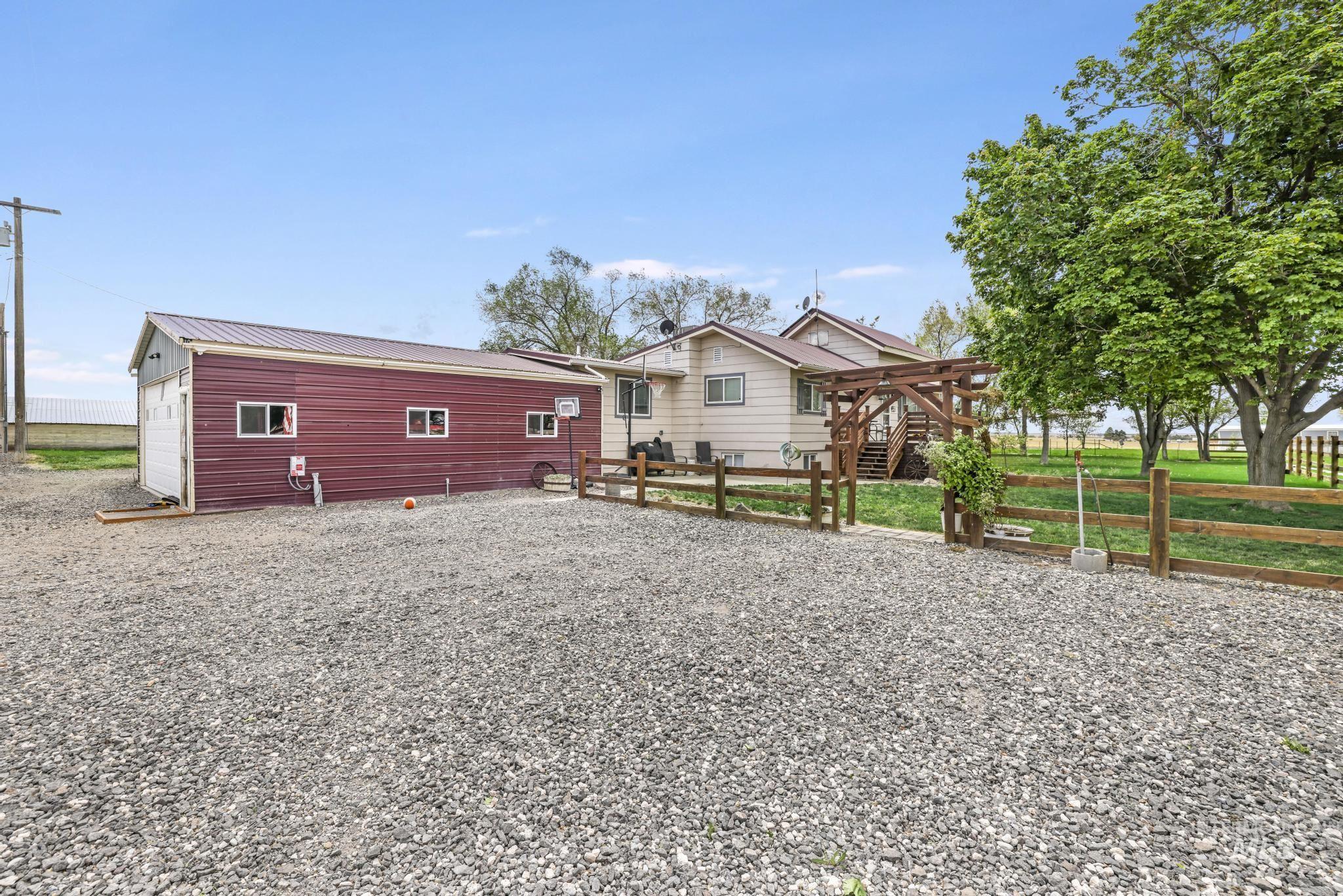 1143 E 4100 N Property Photo 6