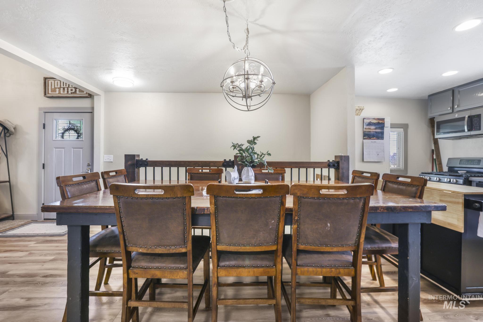 1143 E 4100 N Property Photo 10