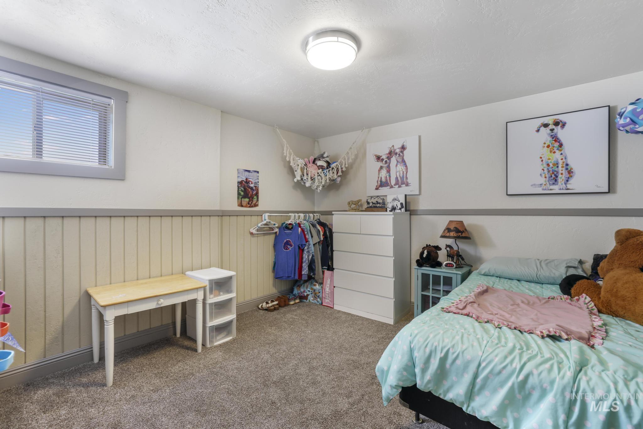 1143 E 4100 N Property Photo 24