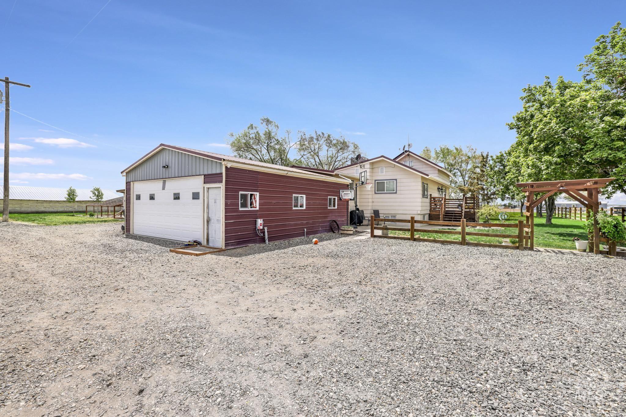 1143 E 4100 N Property Photo 35