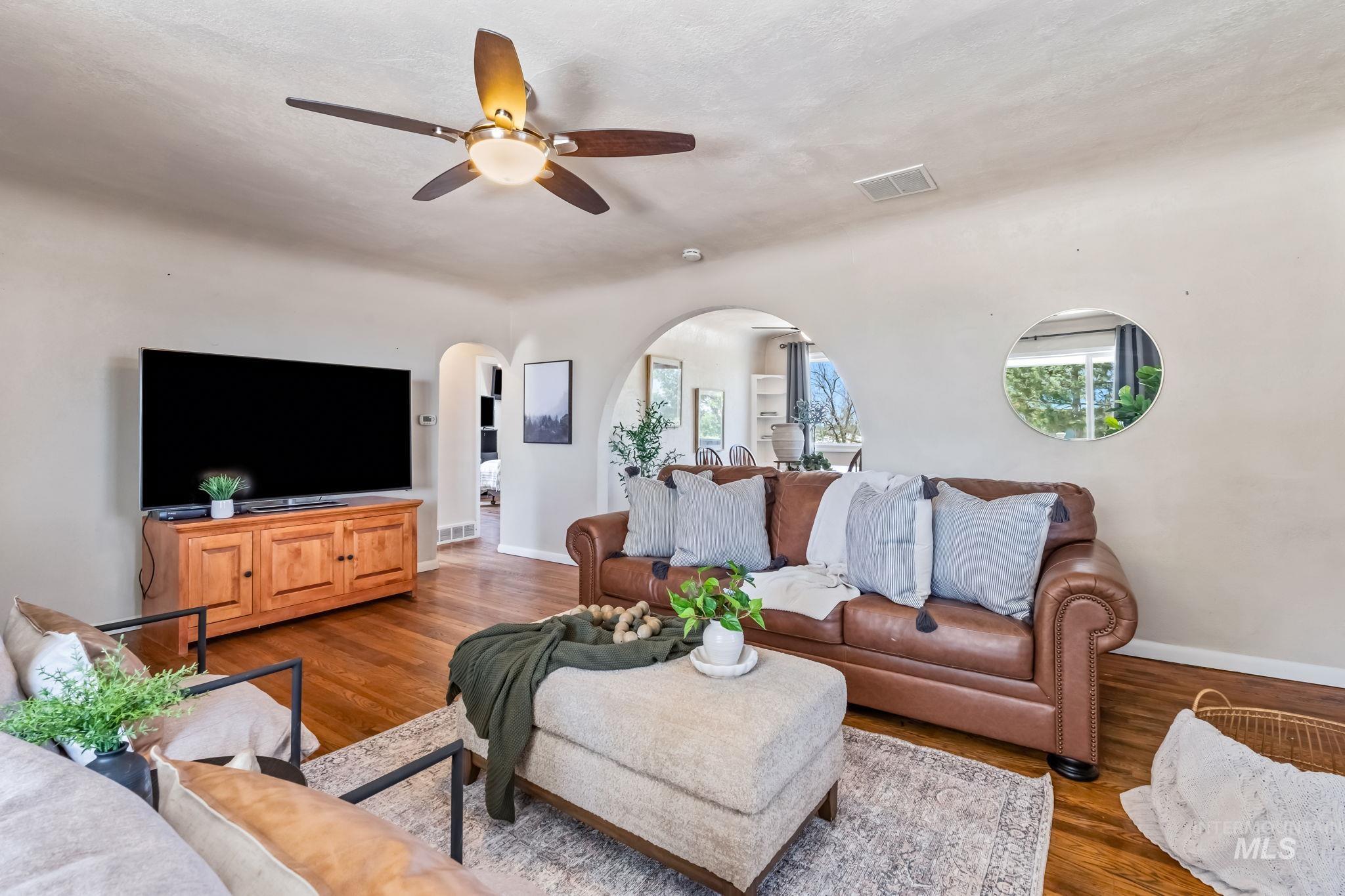 2524 Succor Creek Road Property Photo 11