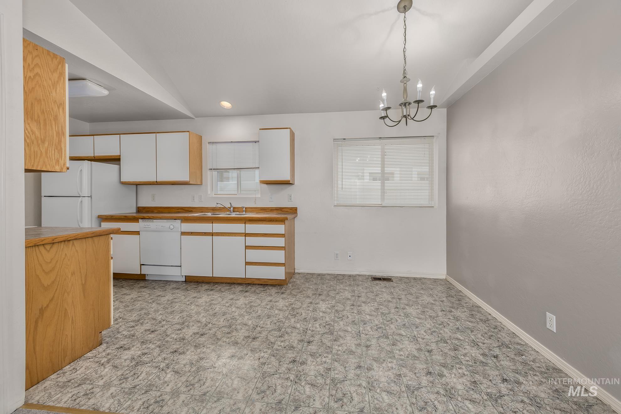 426 S Utah Property Photo 5
