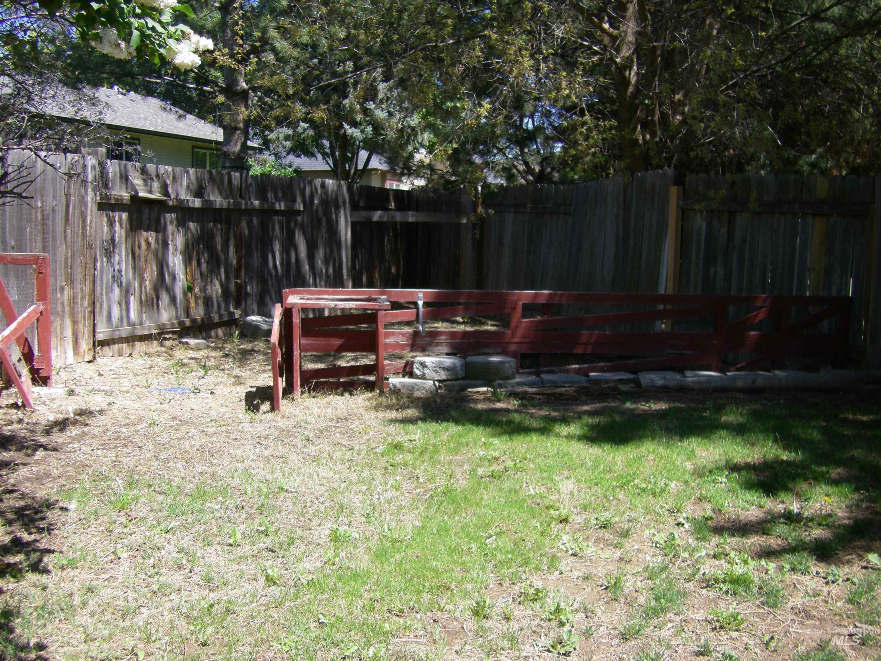 7678 Edgebrook Dr Property Photo 19