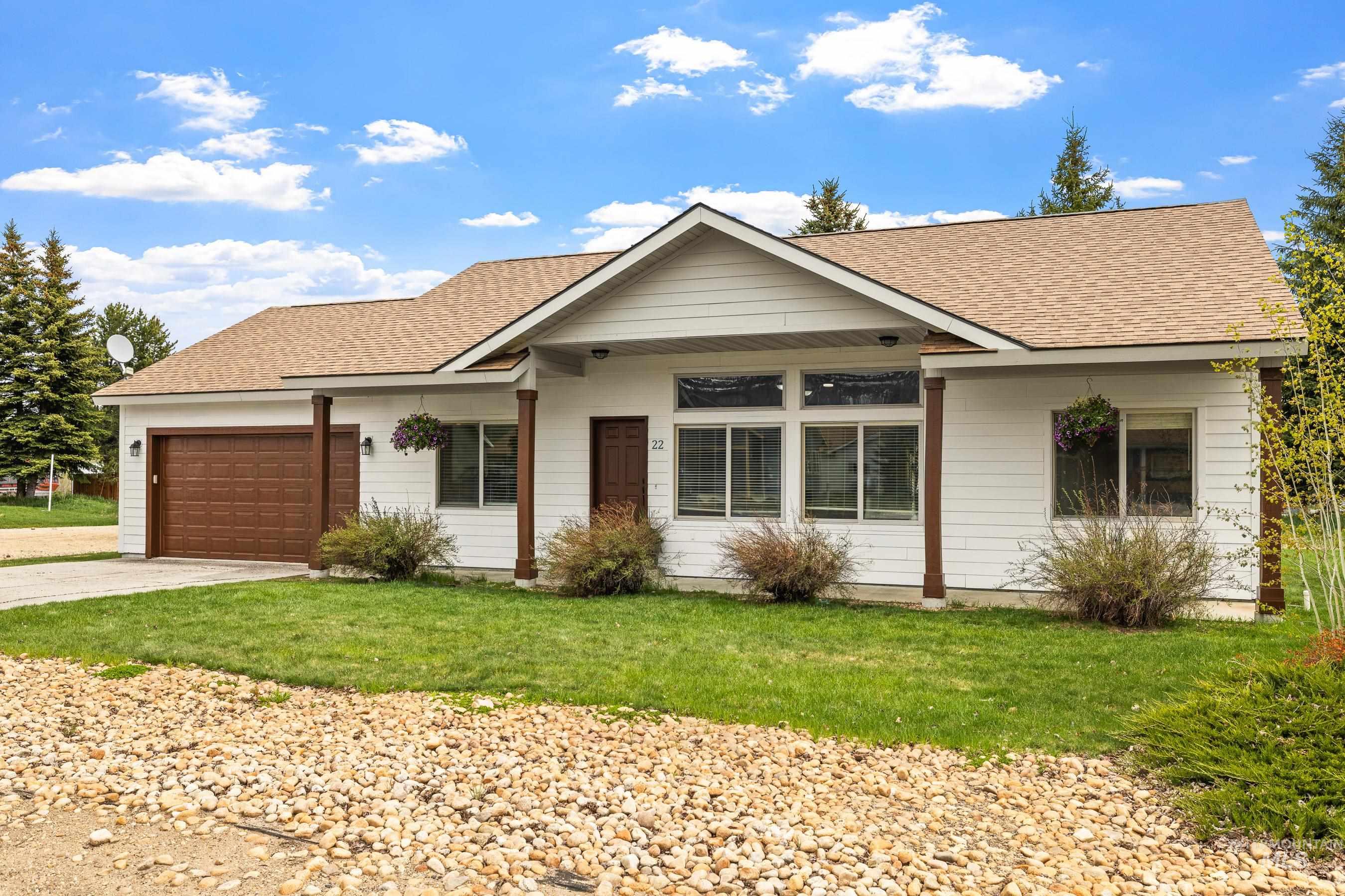 22 Charters Drive Property Photo