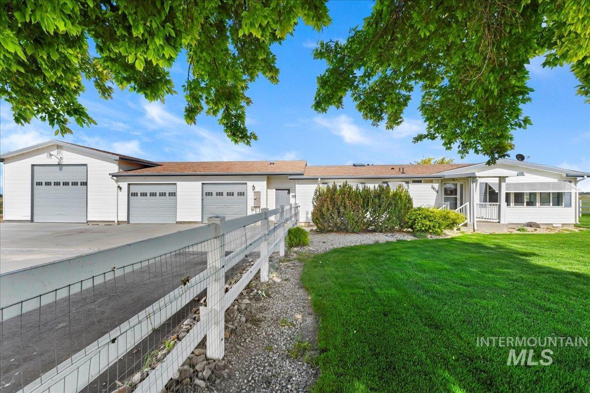 8362 Dearborne Rd. Property Photo 6