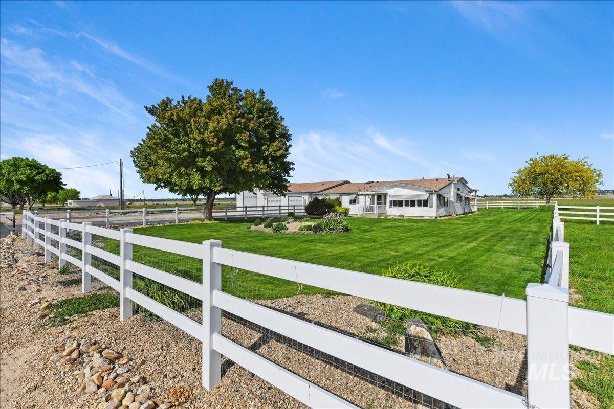 8362 Dearborne Rd. Property Photo 42