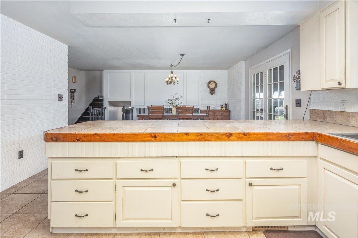 6520 Cherry Ln Property Photo 19