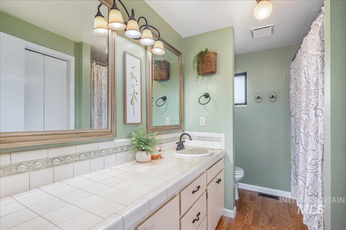6520 Cherry Ln Property Photo 32