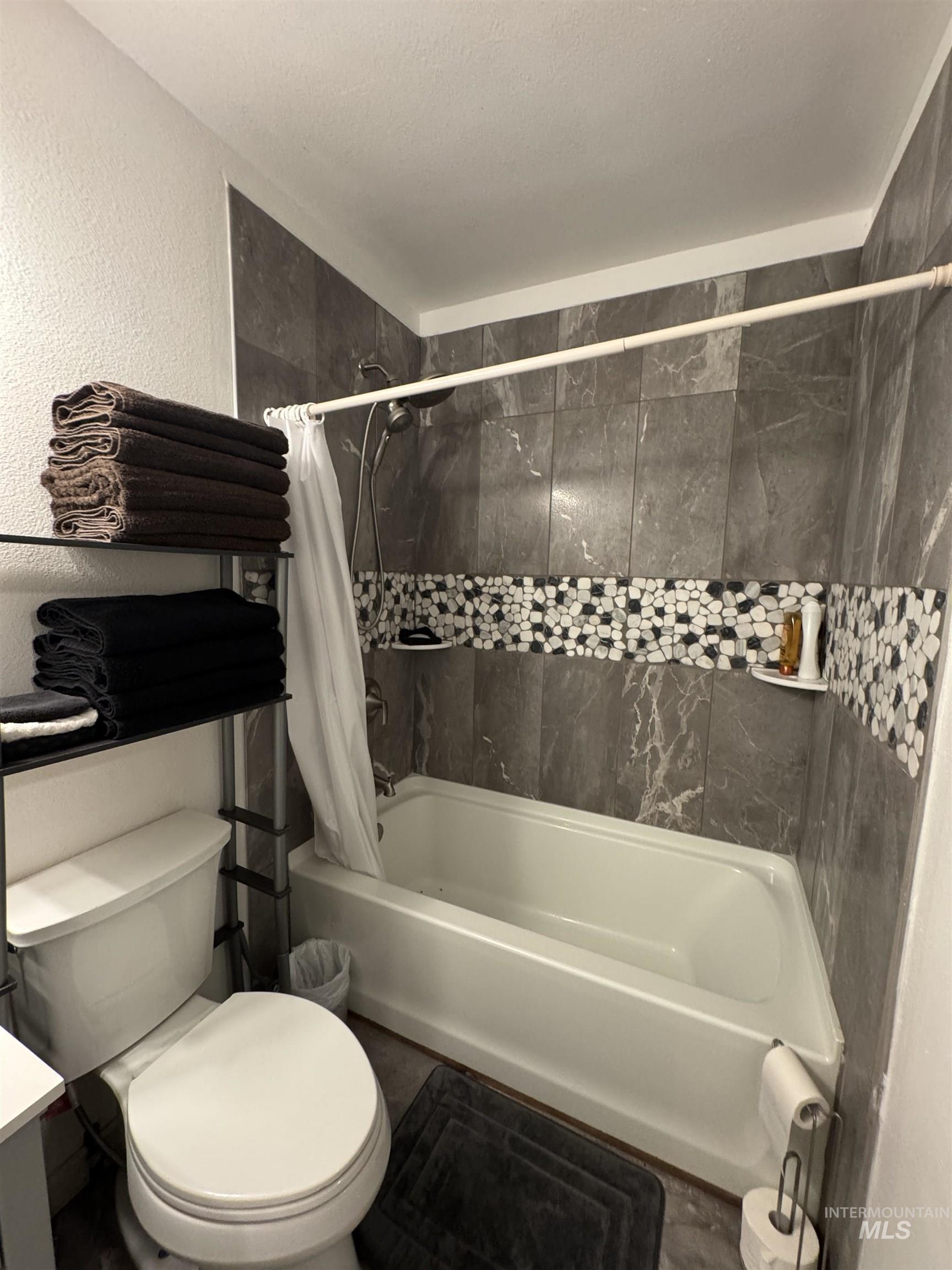 2857 Hillman Basin Rd Property Photo 14