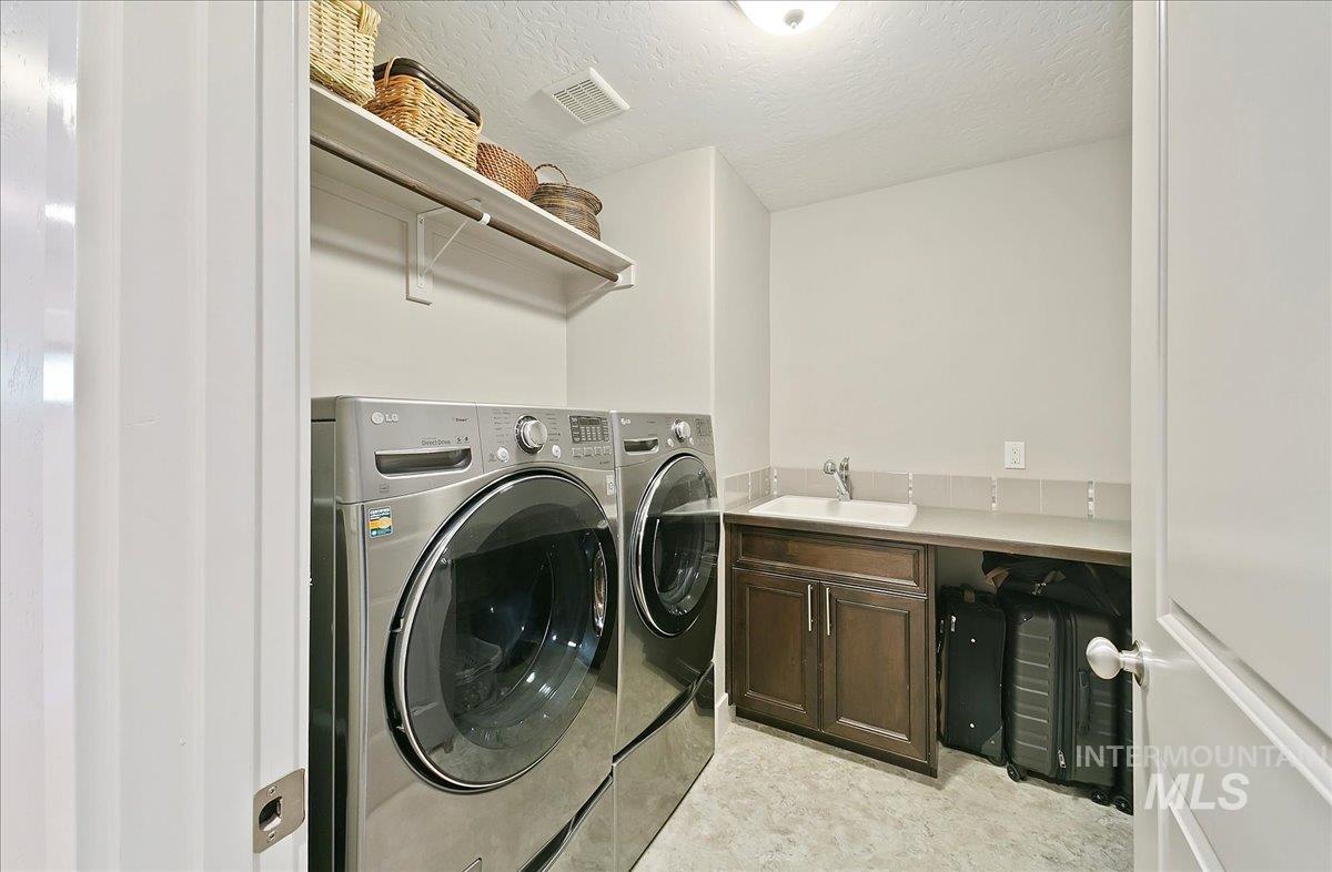 448 E Eaglewoods Ln Property Photo 24