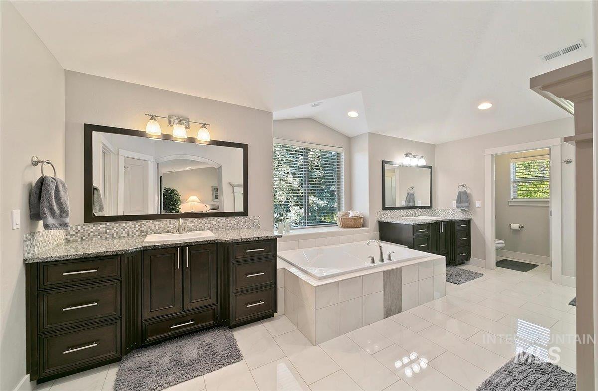 448 E Eaglewoods Ln Property Photo 29