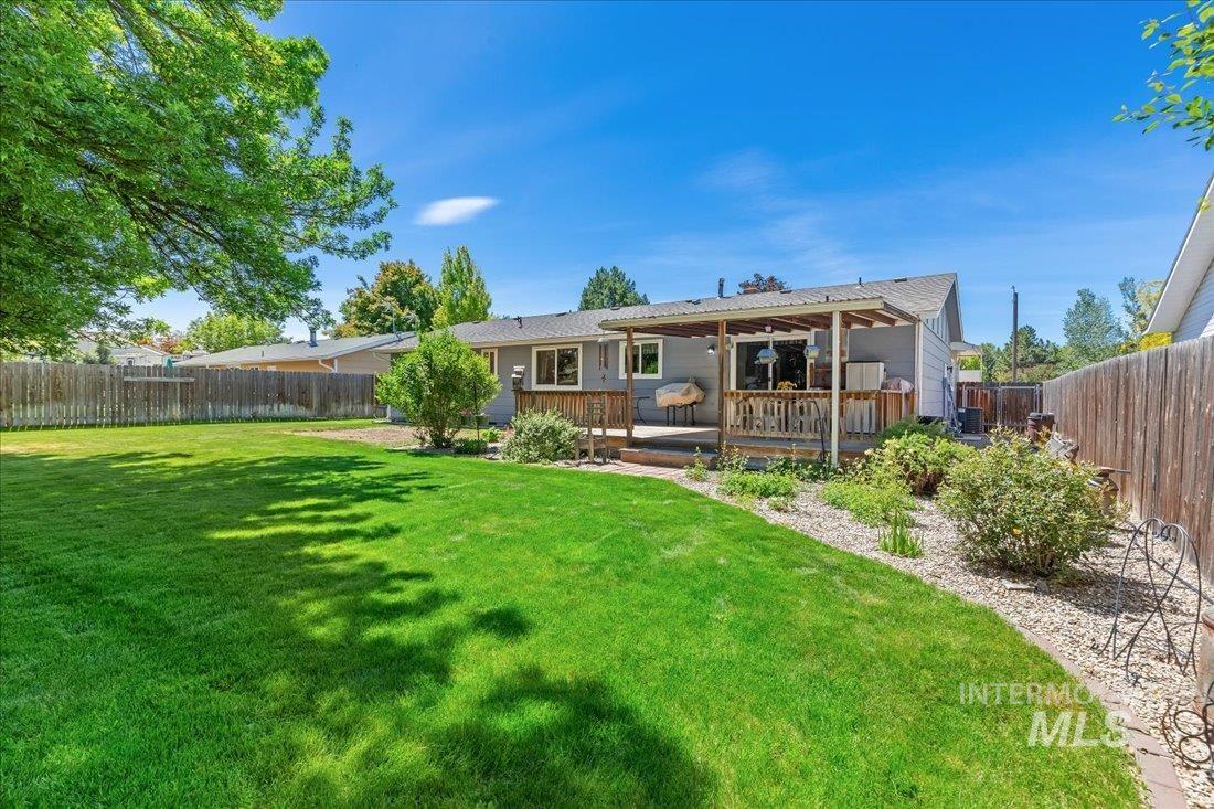 2311 Sylvan Dr Property Photo 5