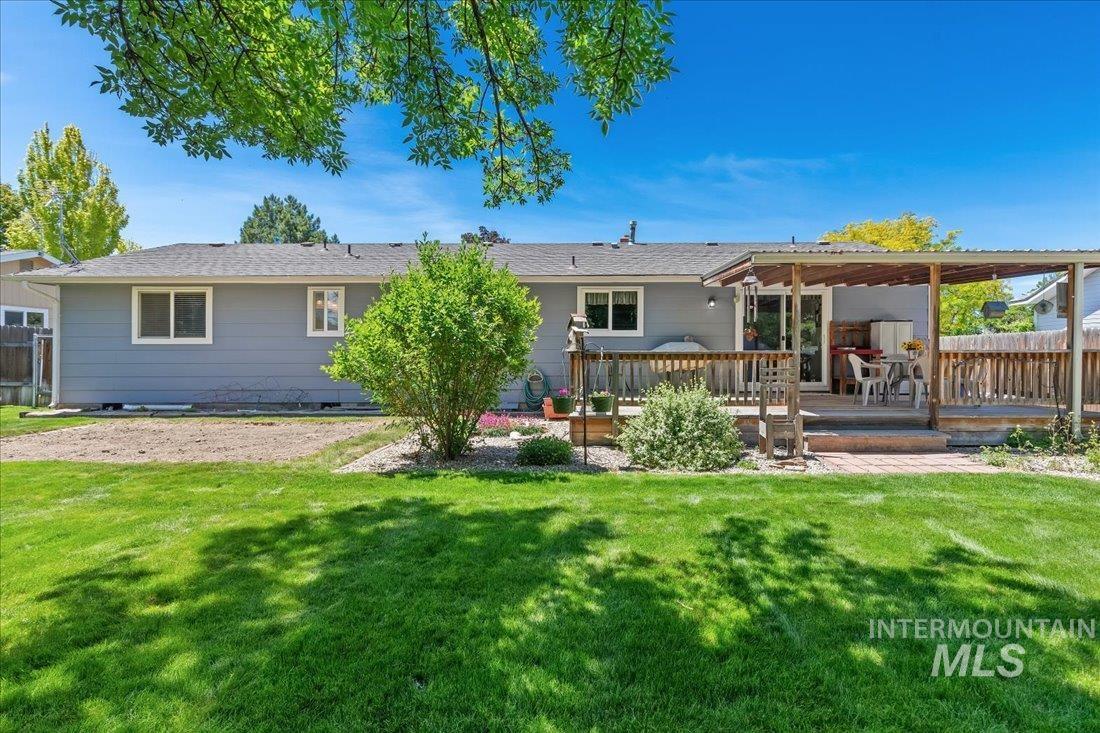 2311 Sylvan Dr Property Photo 6