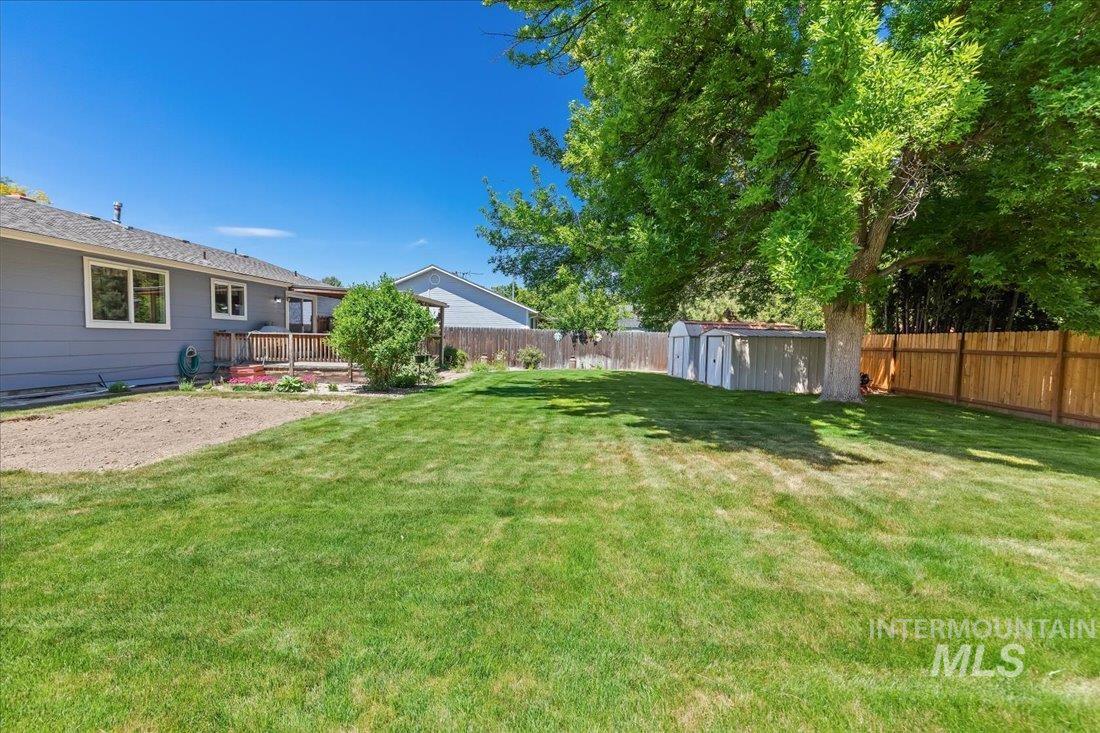 2311 Sylvan Dr Property Photo 8