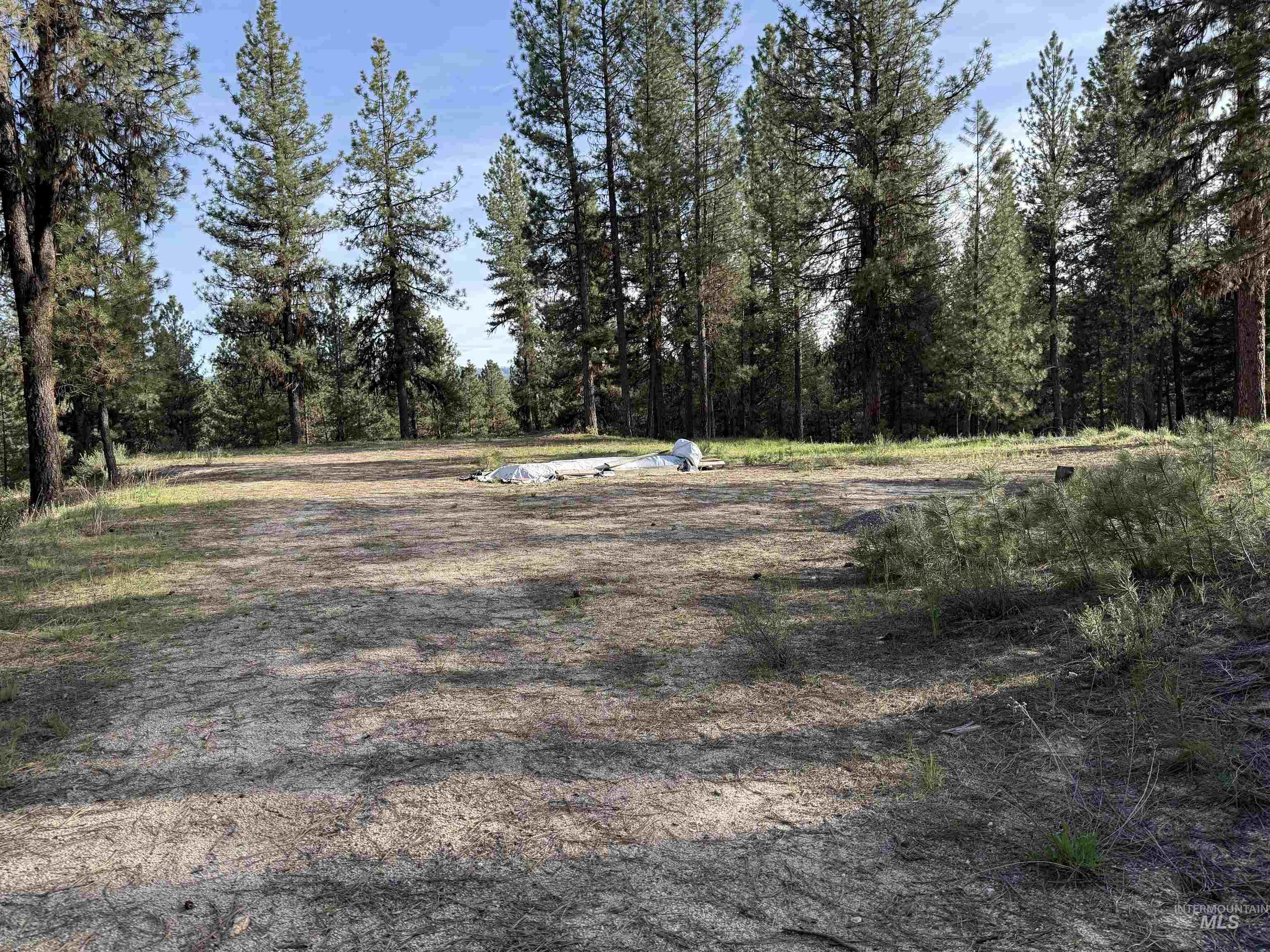 33 N Meadow Creek Dr. Property Photo 3