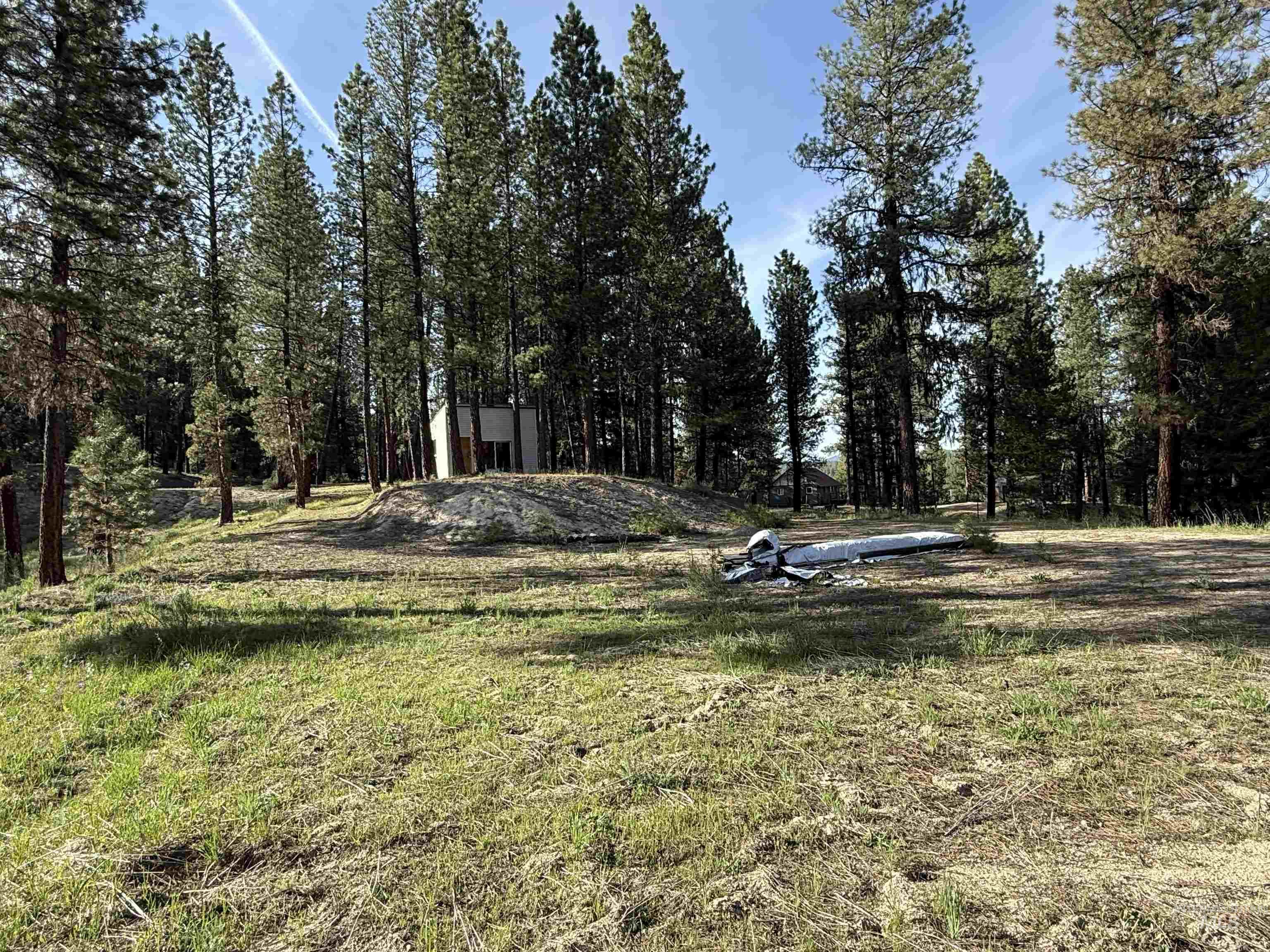33 N Meadow Creek Dr. Property Photo 6