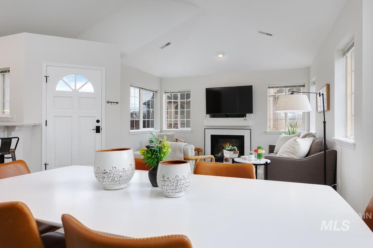 5158 S Surprise Way Property Photo 10