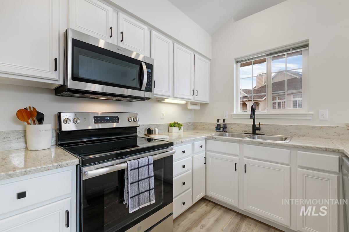 5158 S Surprise Way Property Photo 28