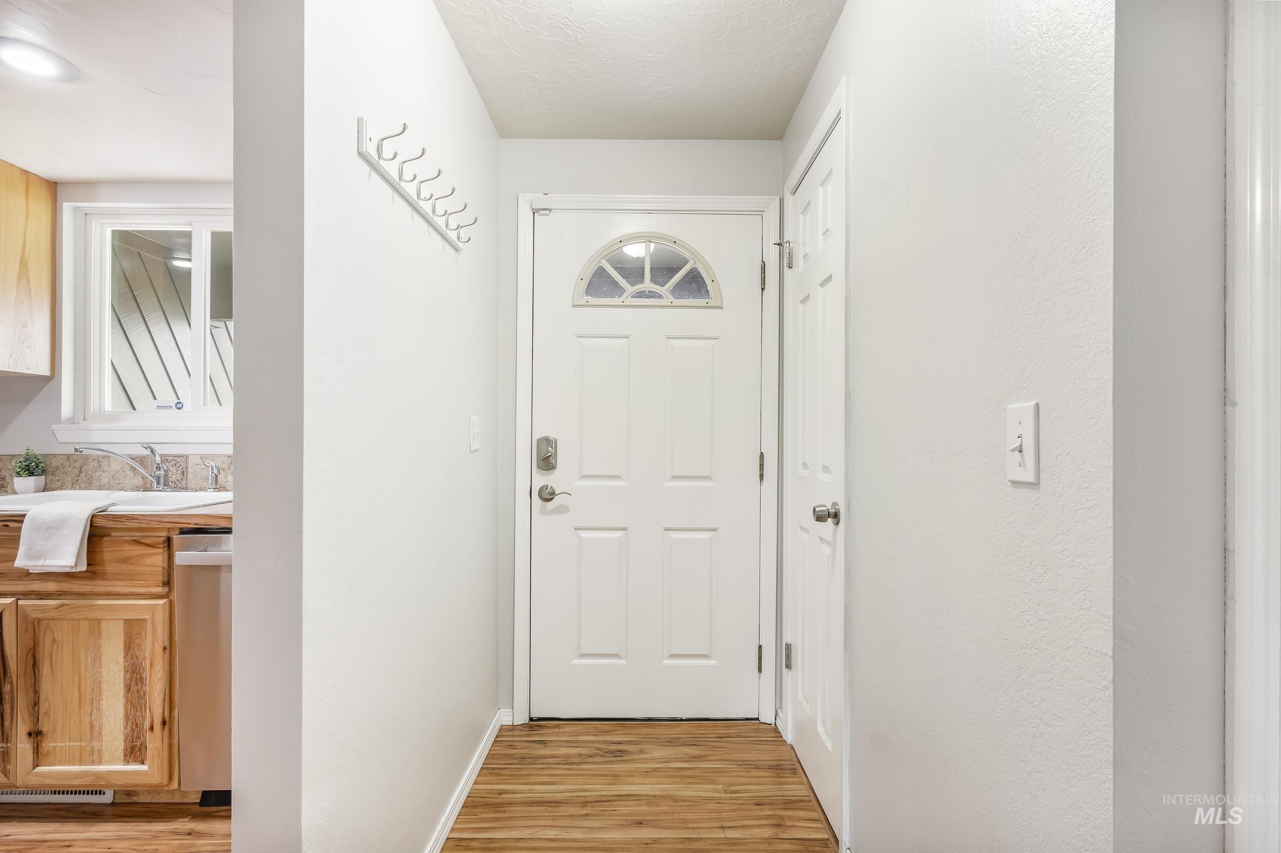 5457 S Oseola Place Property Photo 7
