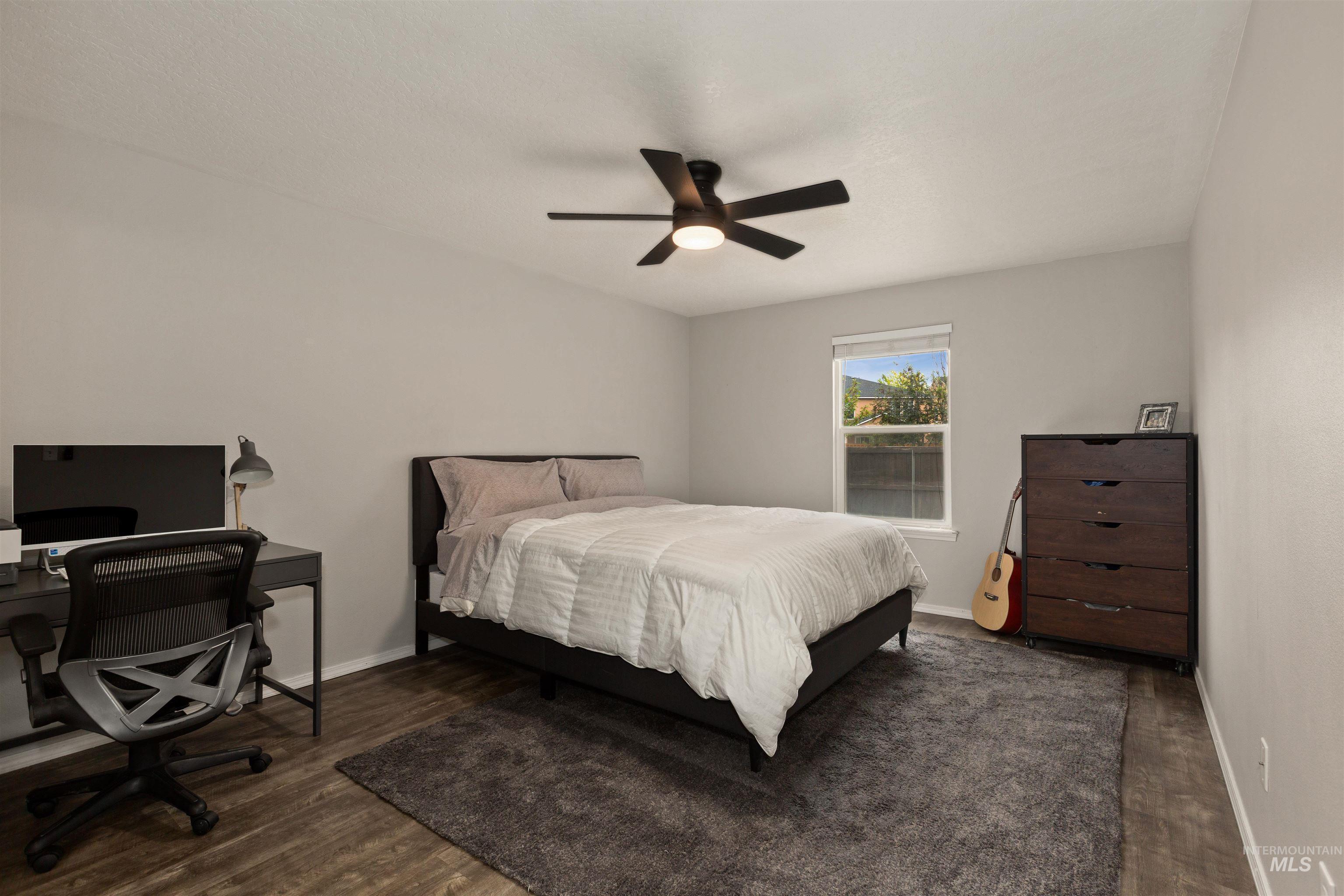3422 Vistapark Dr Property Photo 19
