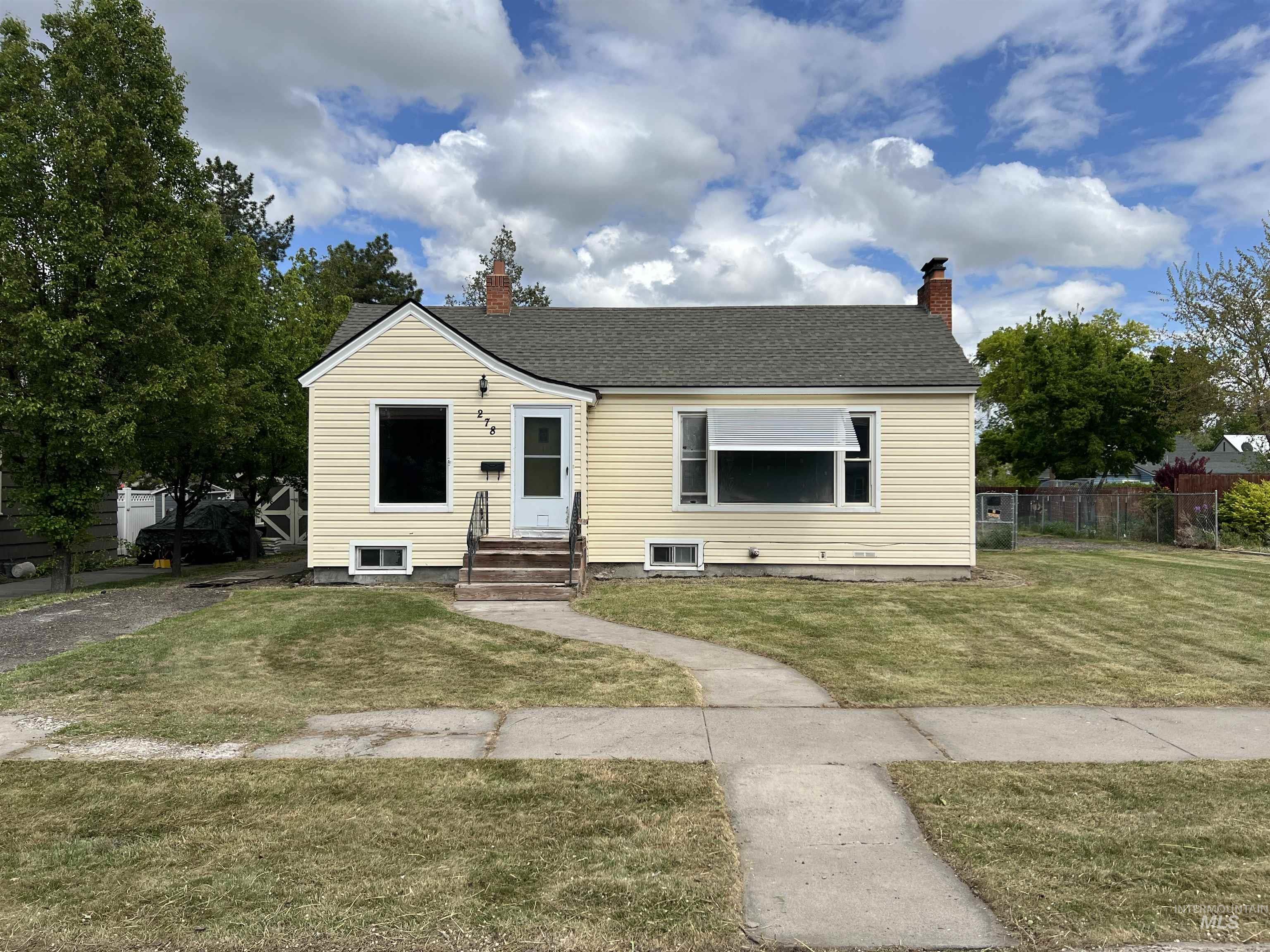 278 Taylor St Property Photo 2