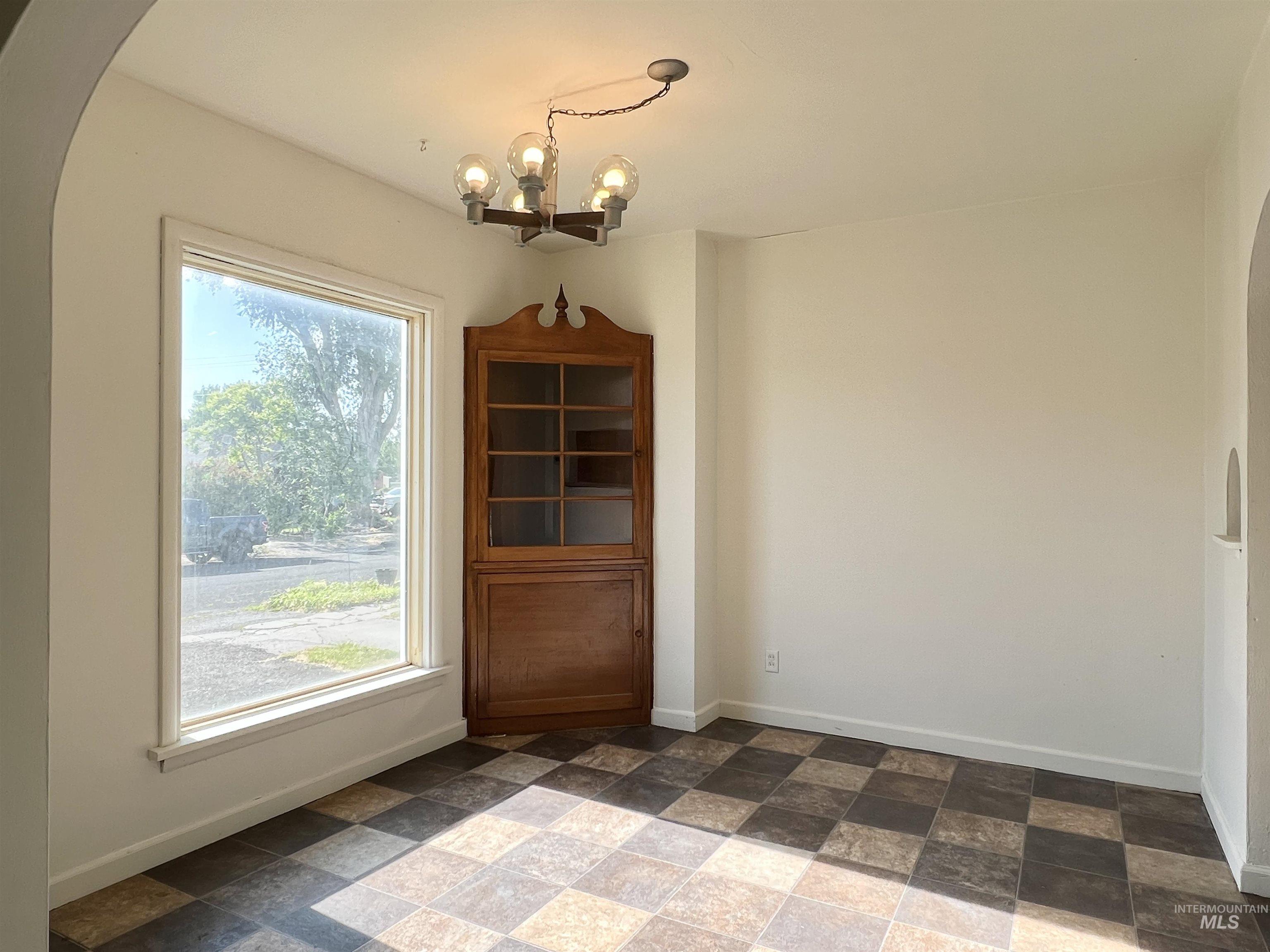 278 Taylor St Property Photo 10
