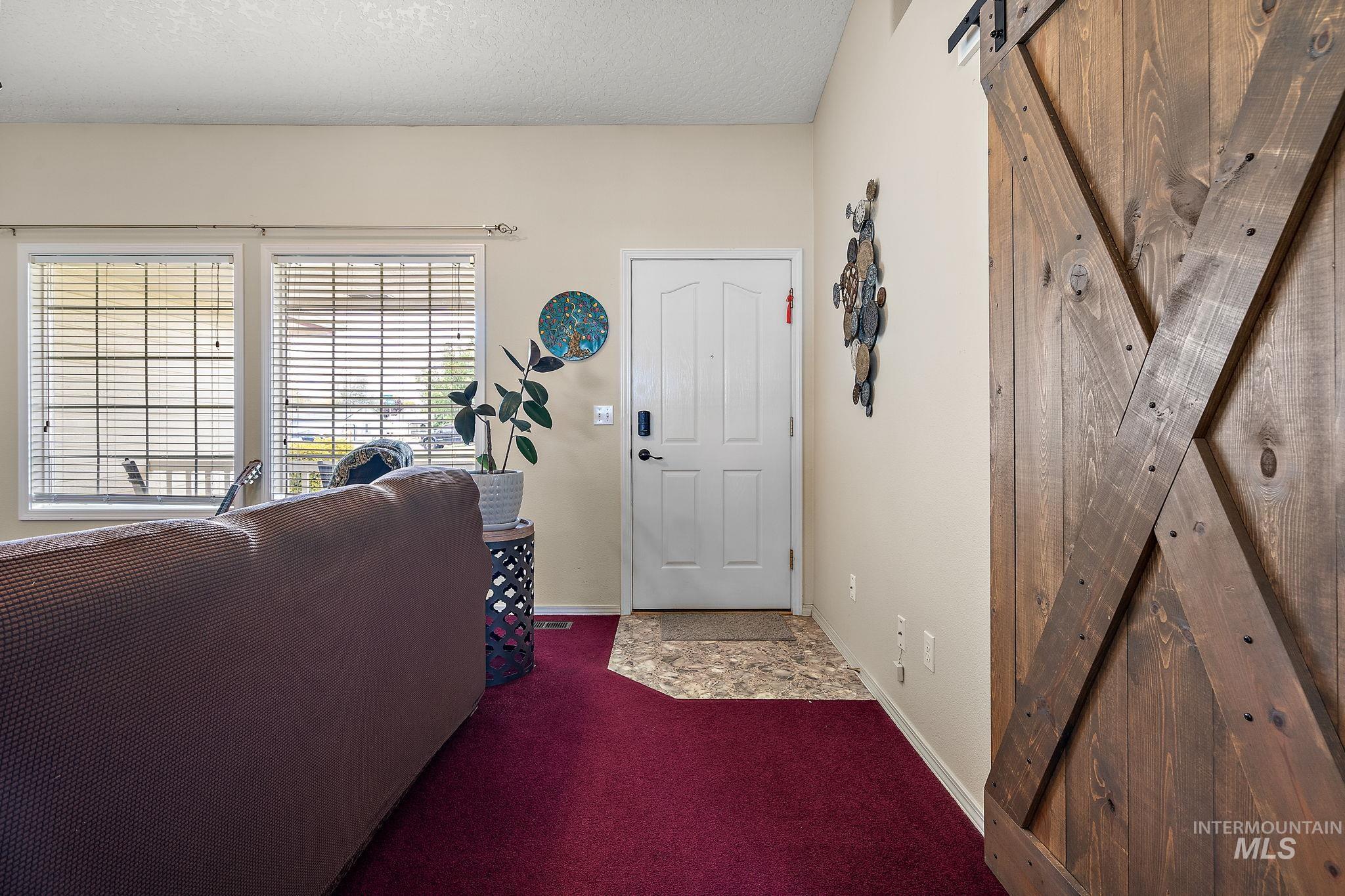 505 Lost Basin Court Property Photo 4