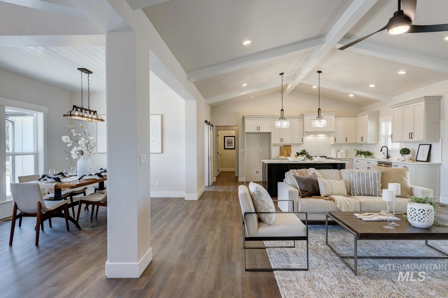 4695 County Line Rd Property Photo 17