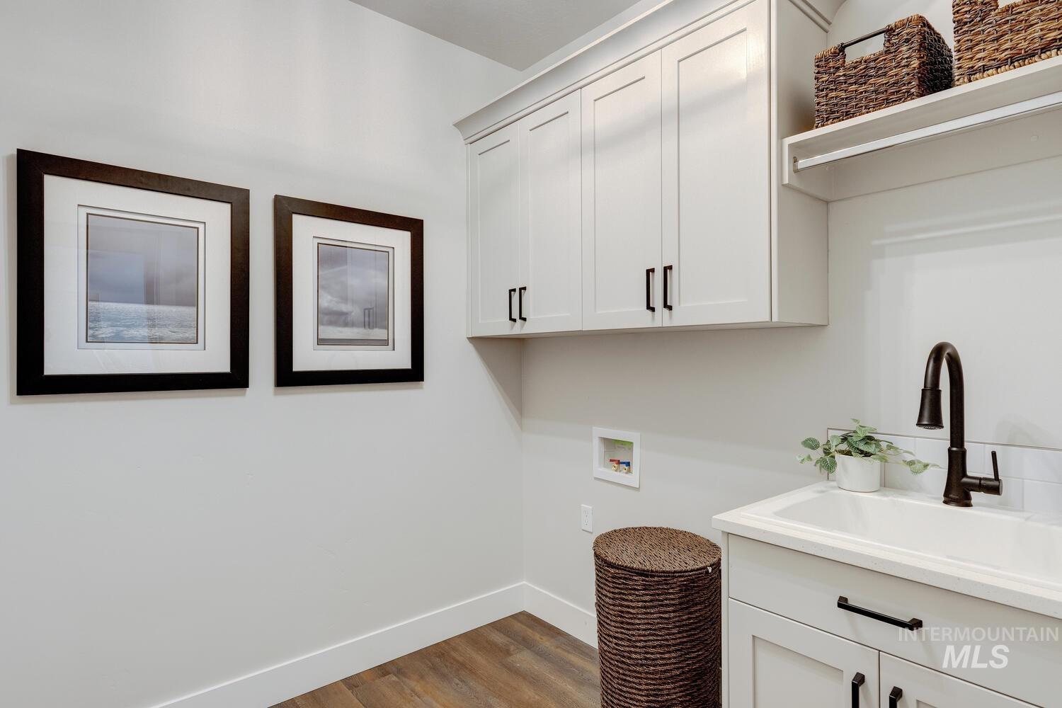 4695 County Line Rd Property Photo 32