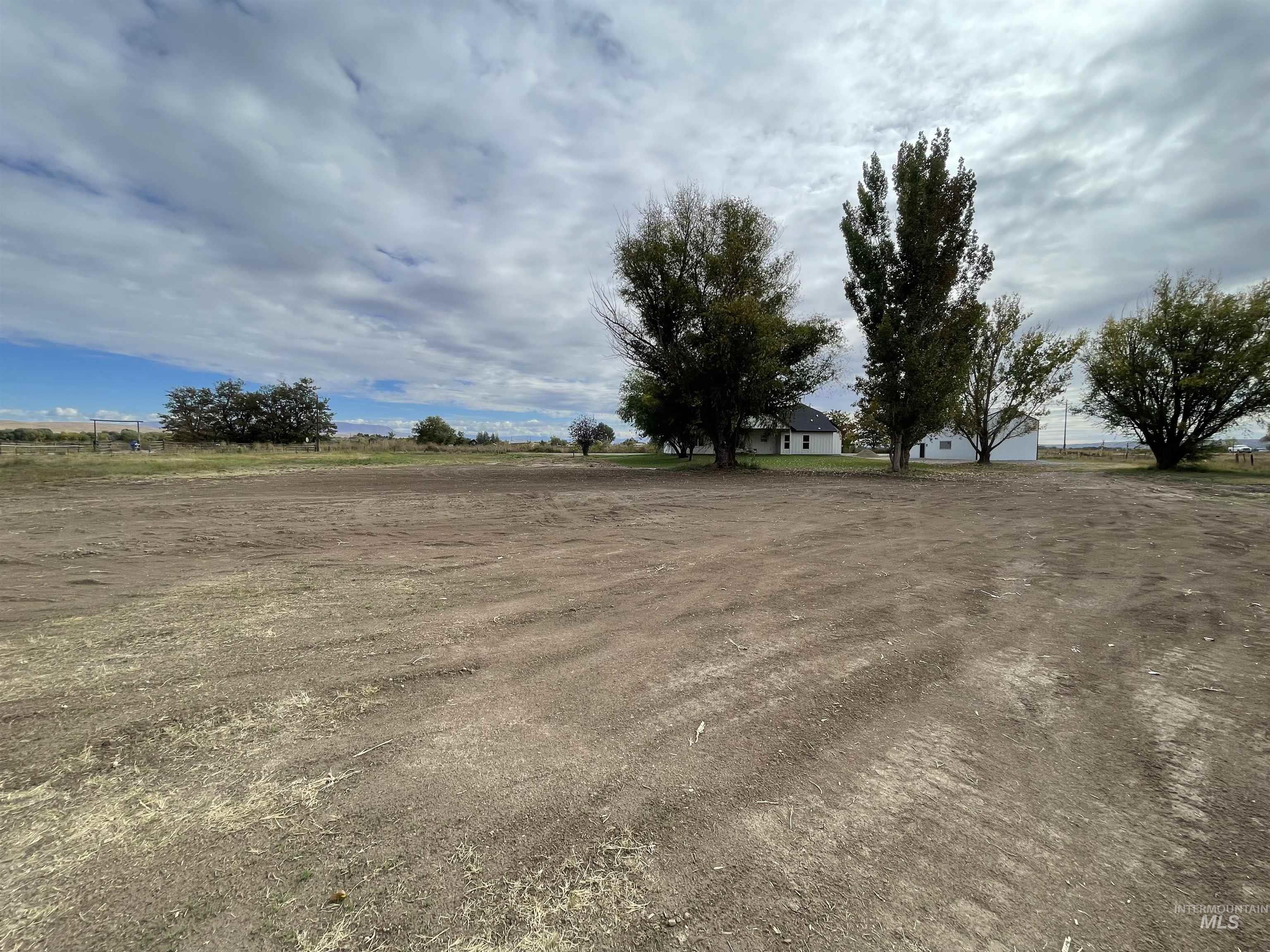 4695 County Line Rd Property Photo 35