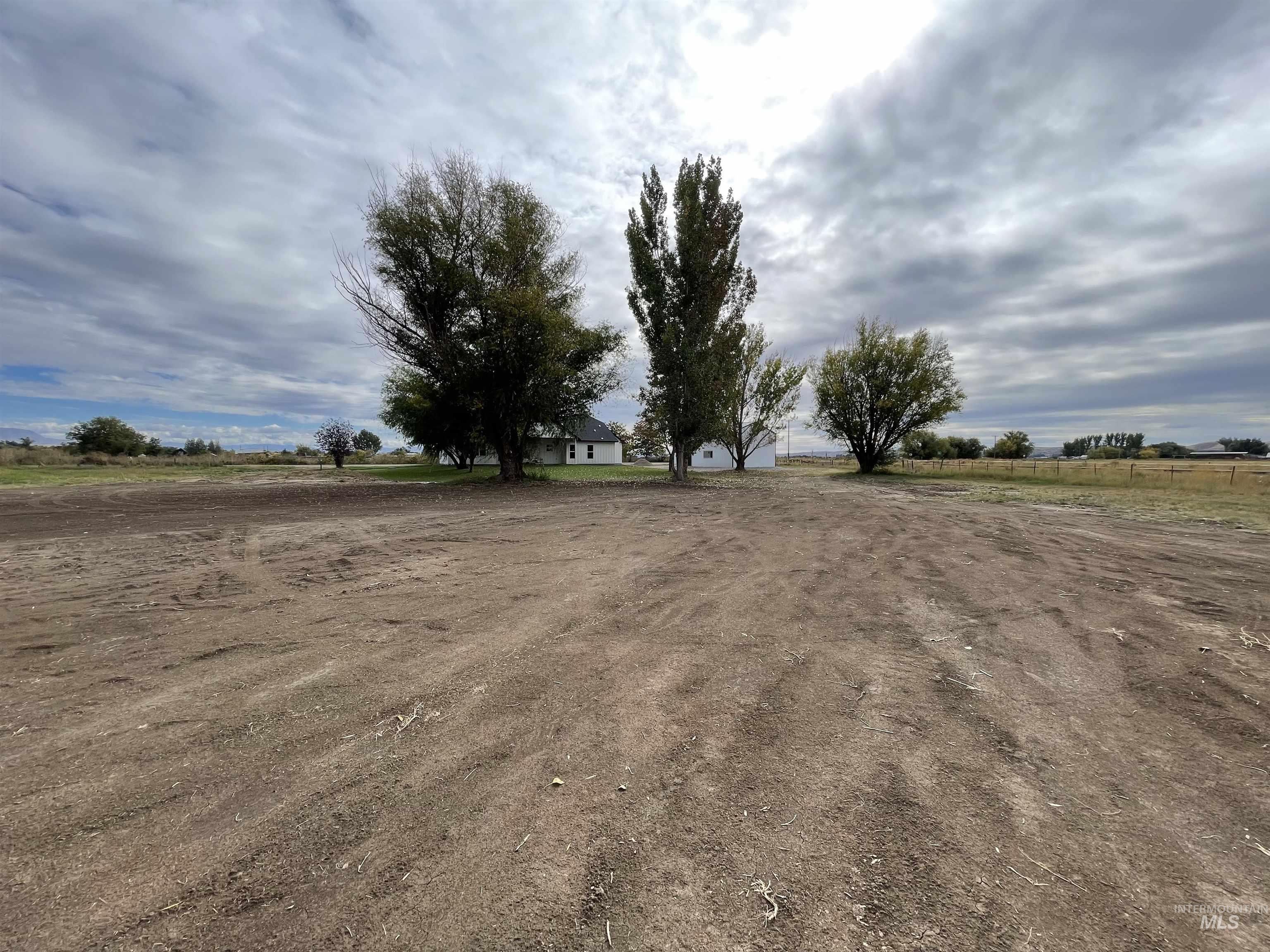 4695 County Line Rd Property Photo 36